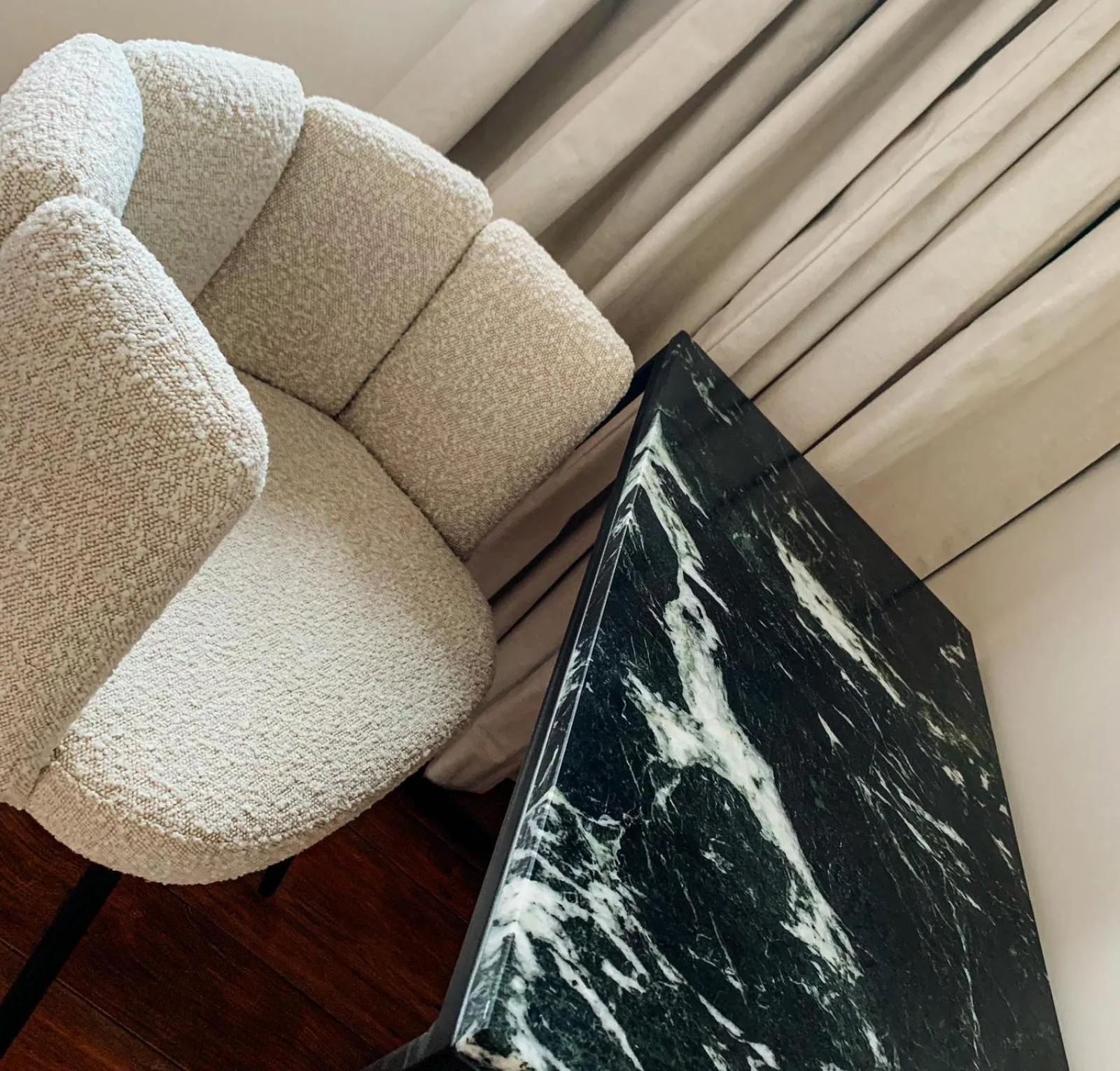 Living room in Hôtel Le Manoir