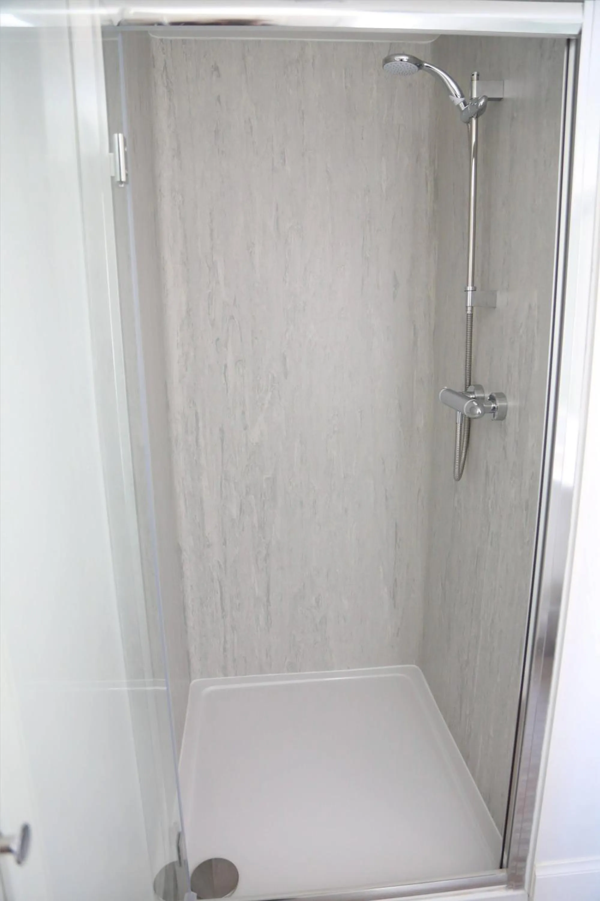 Shower in Smithfield Guesthouse