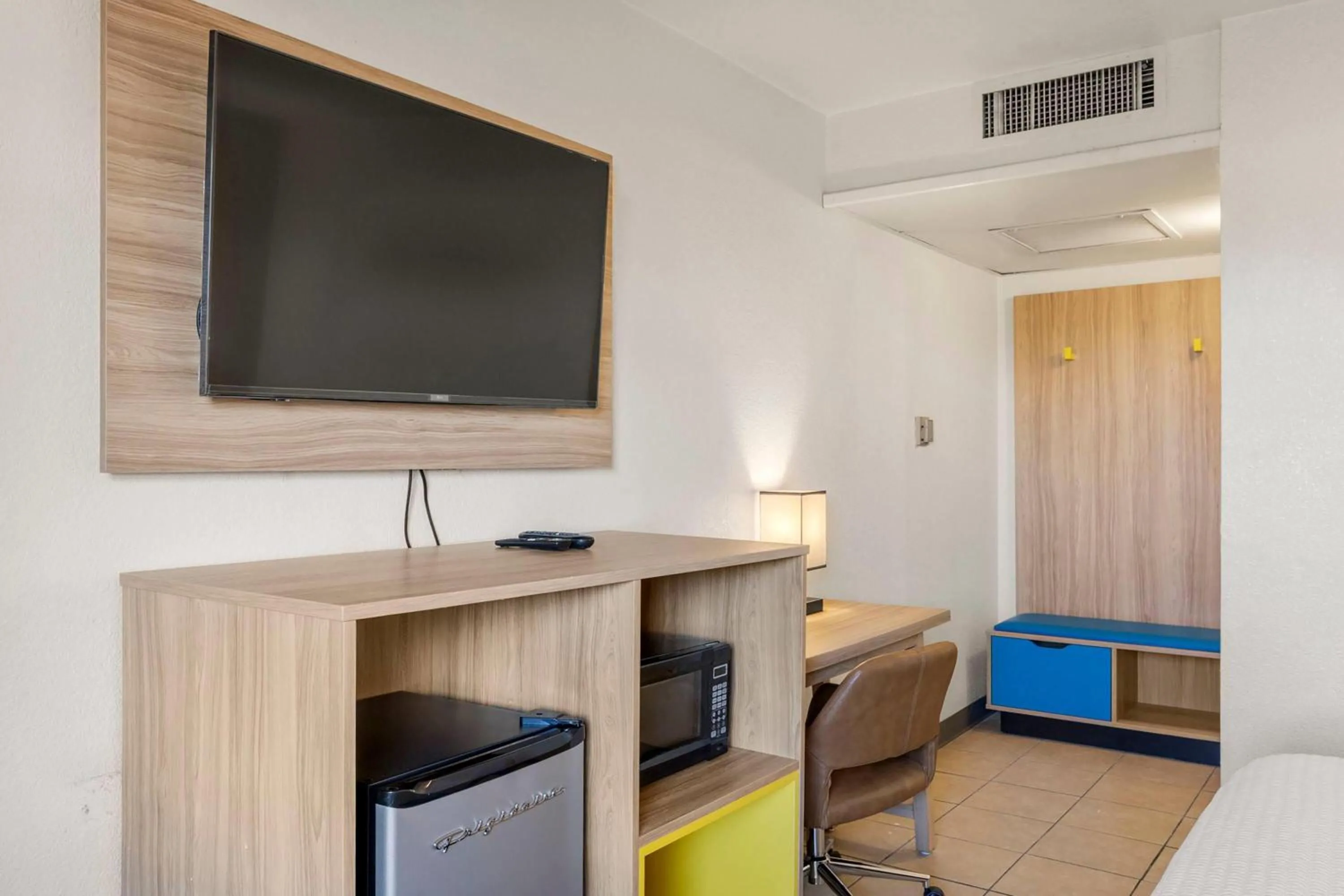 Suite with Two Double Beds - Non-Smoking in Days Inn by Wyndham Wheat Ridge - Denver West