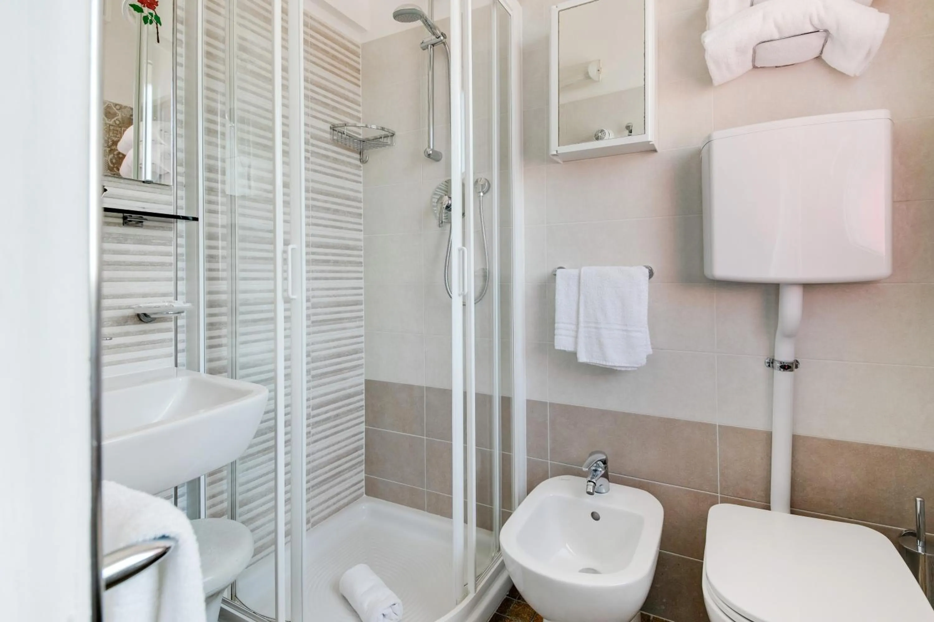 Shower in Residence Hotel Amalfi