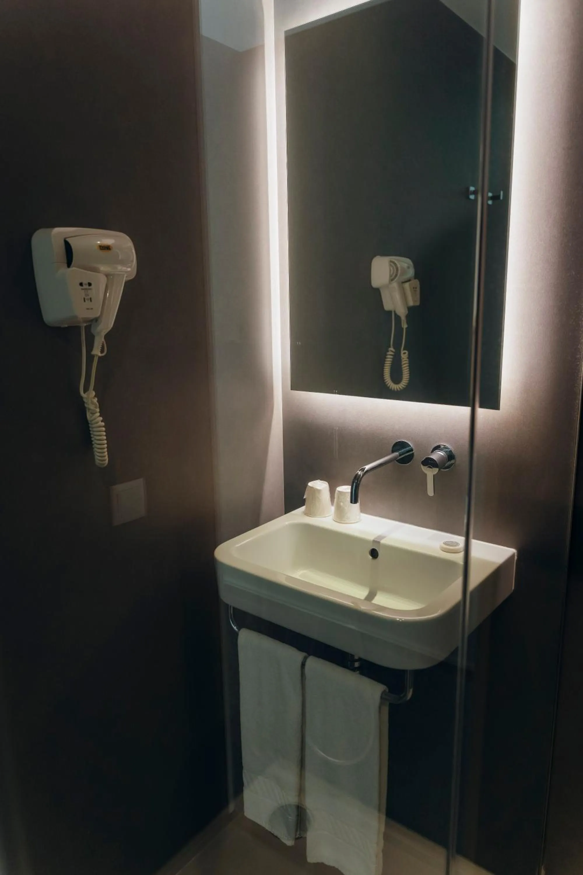 Toilet in Hotel Costa Verde