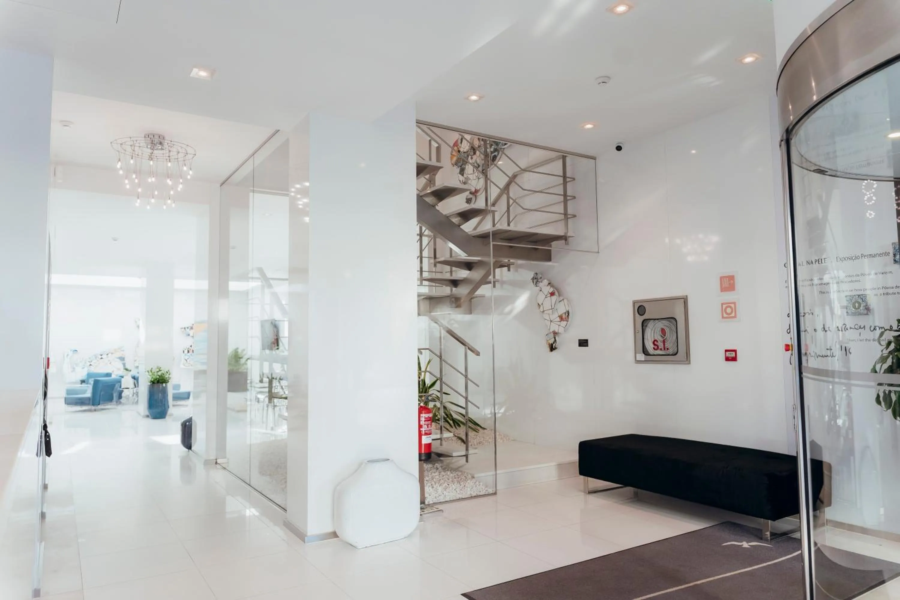 Property building in Hotel Costa Verde