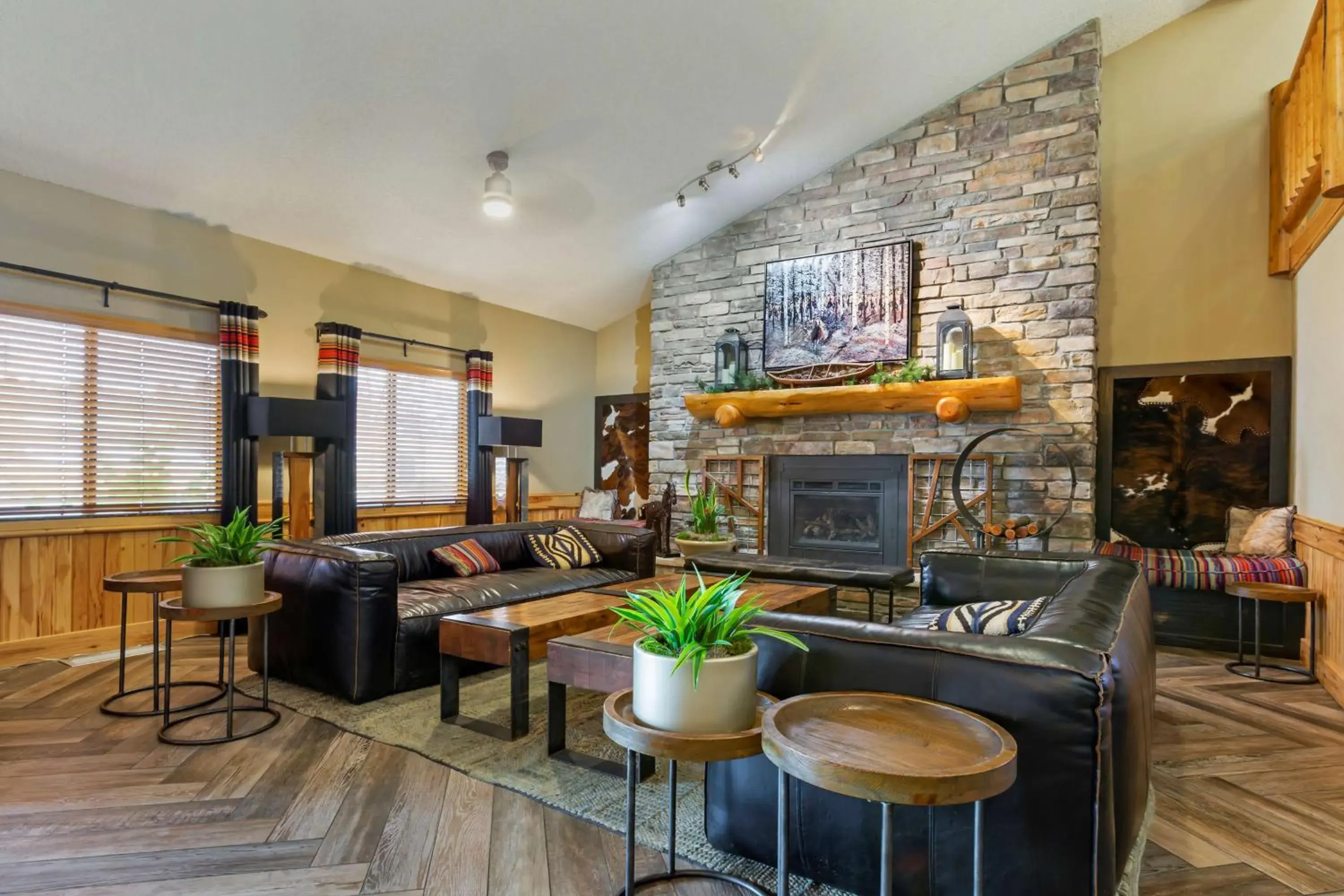 Lobby or reception in Best Western Plus McCall Lodge and Suites Lobby or reception in Best Western Plus McCall Lodge and Suites