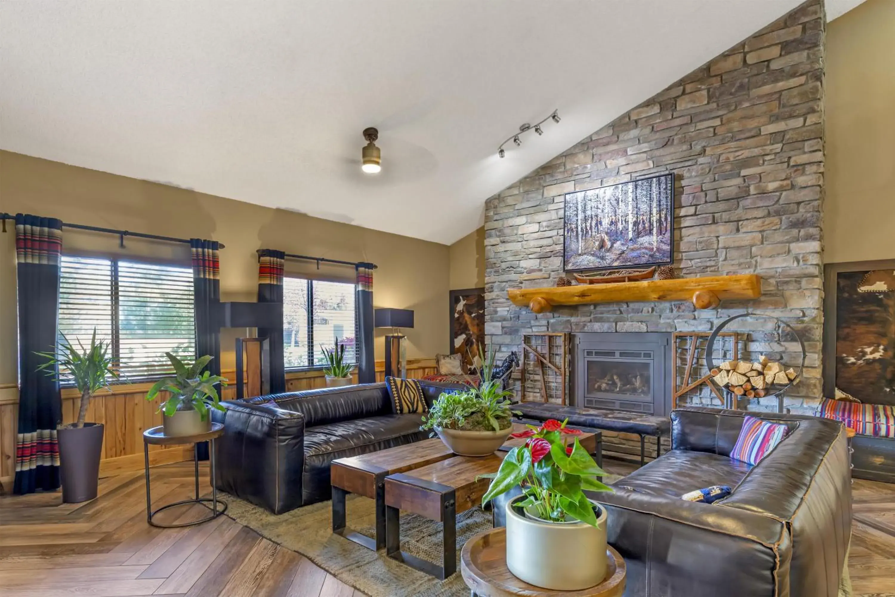 Lobby or reception in Best Western Plus McCall Lodge and Suites Lobby or reception in Best Western Plus McCall Lodge and Suites