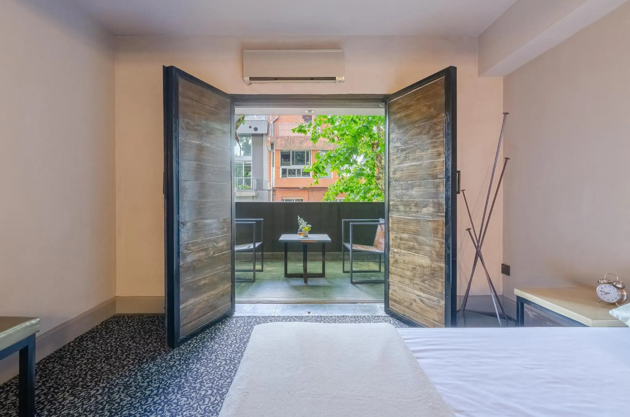 Photo of the whole room, Bed in Prodeo Hotel + Lounge