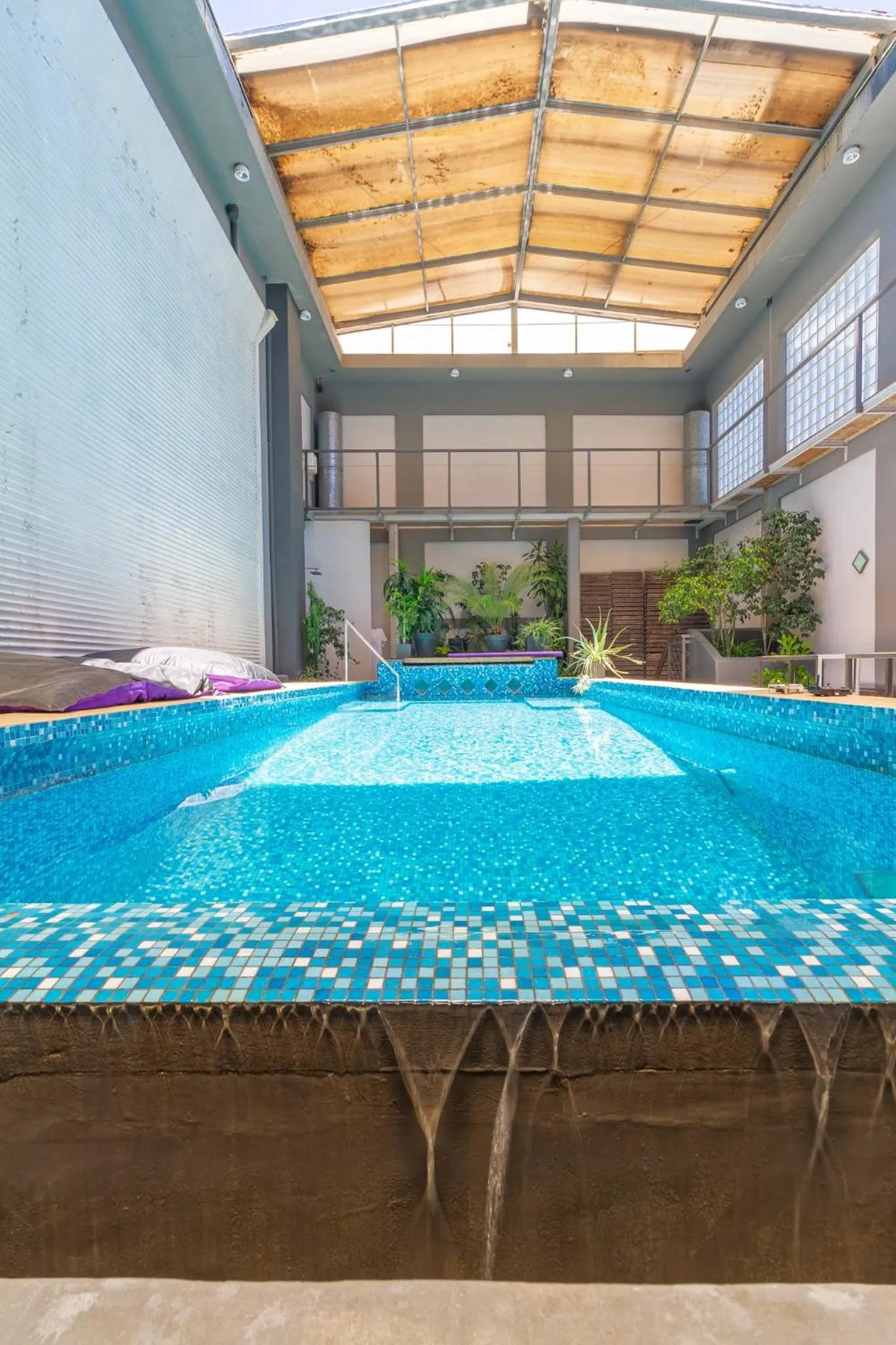 Swimming pool in Prodeo Hotel + Lounge