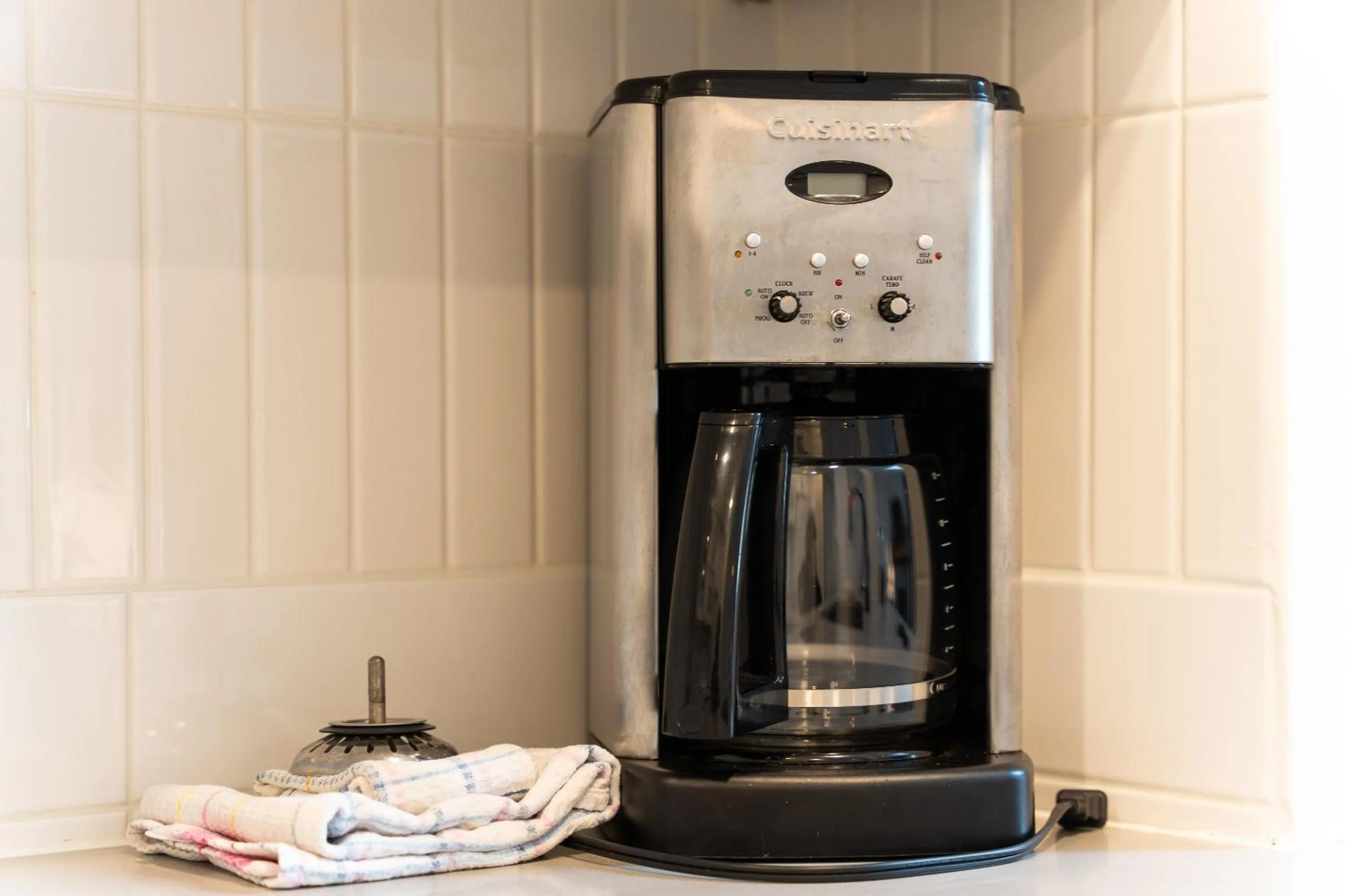 Coffee/tea facilities in Glaciers Reach by Allseason Vacation Rentals