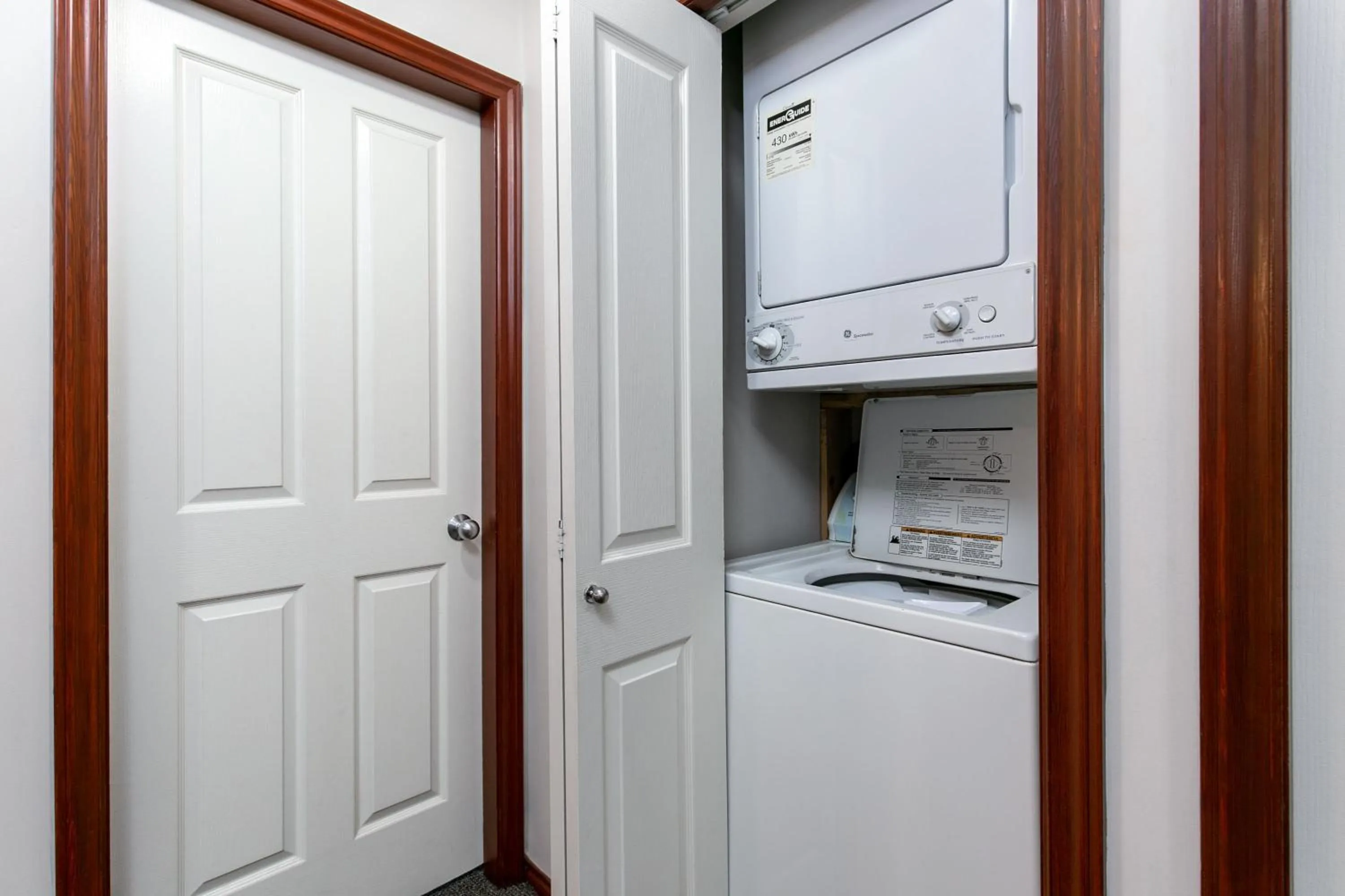 washing machine in Glaciers Reach by Allseason Vacation Rentals