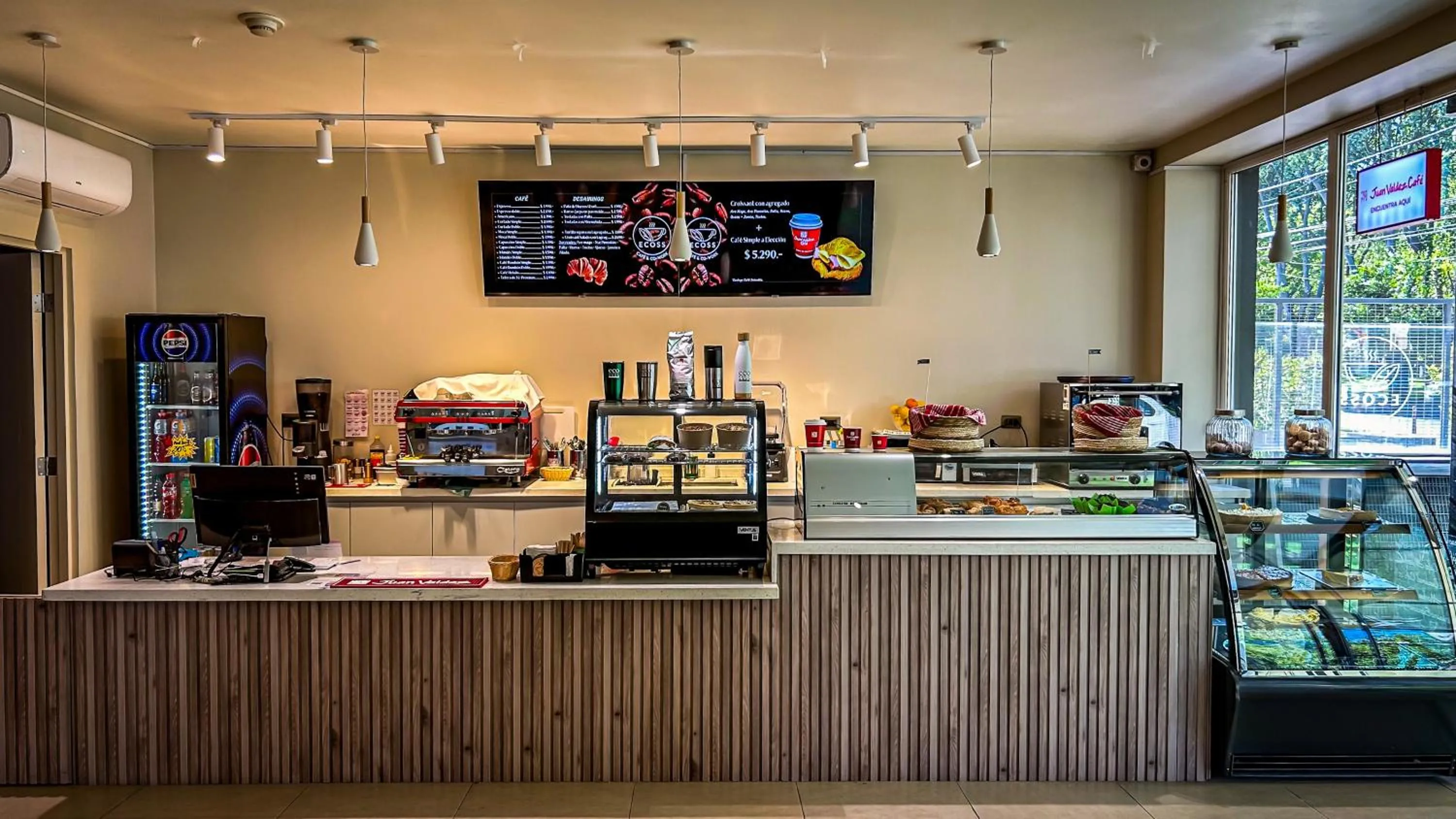 Coffee/tea facilities in Ecohotel Talca