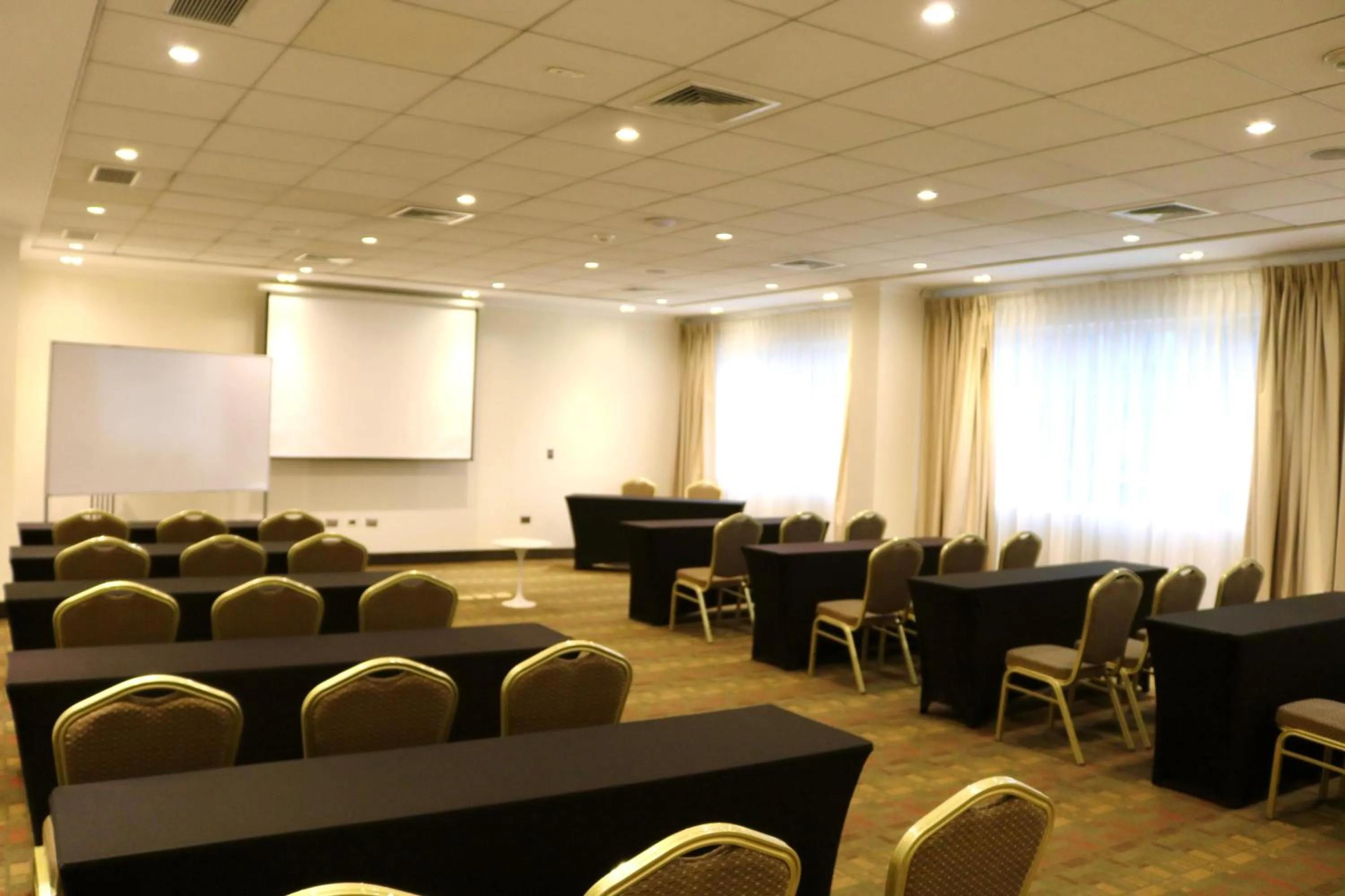 Meeting/conference room in Ecohotel Talca