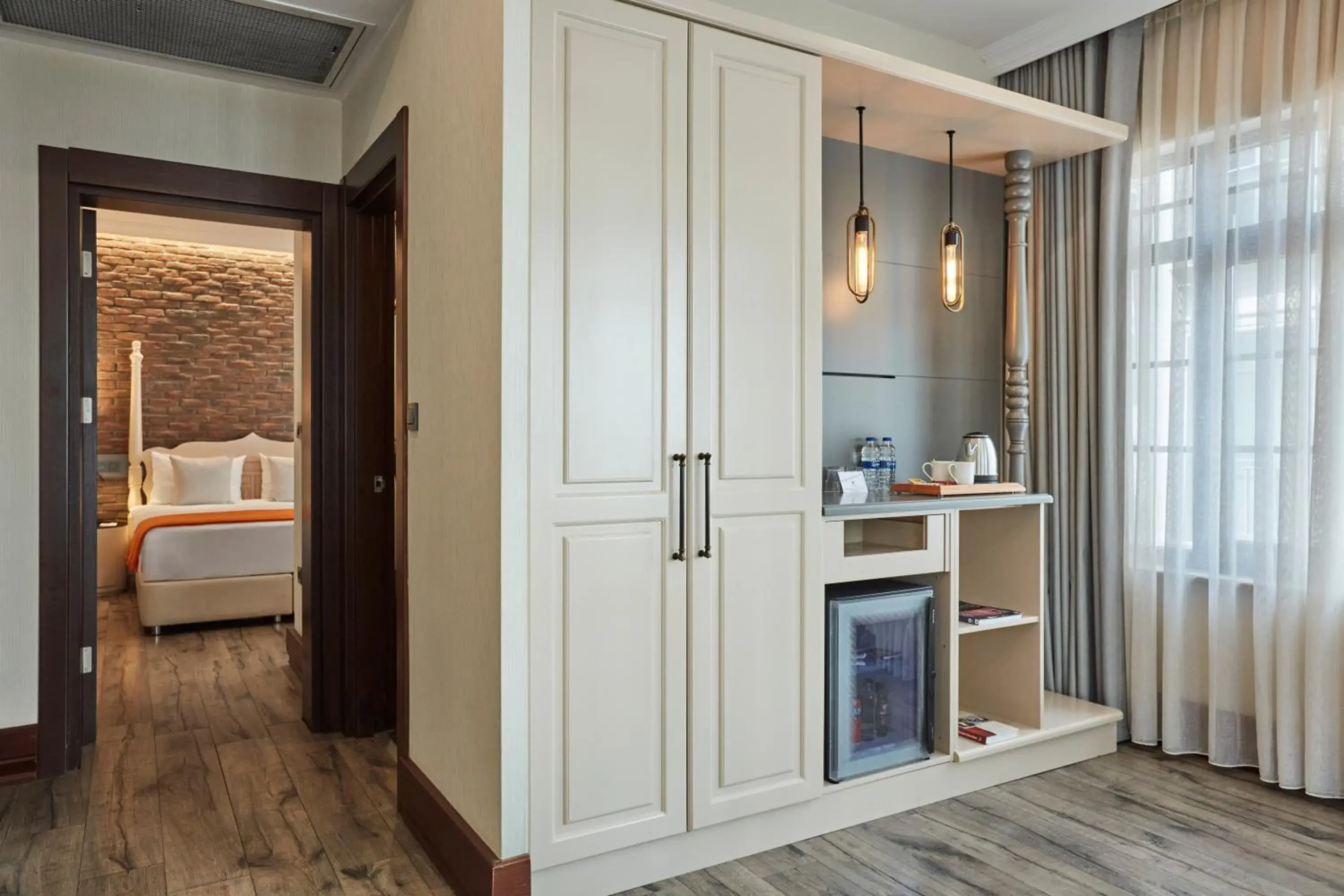 wardrobe, Bed in Konak Hotel Taksim wardrobe, Bed in Konak Hotel Taksim