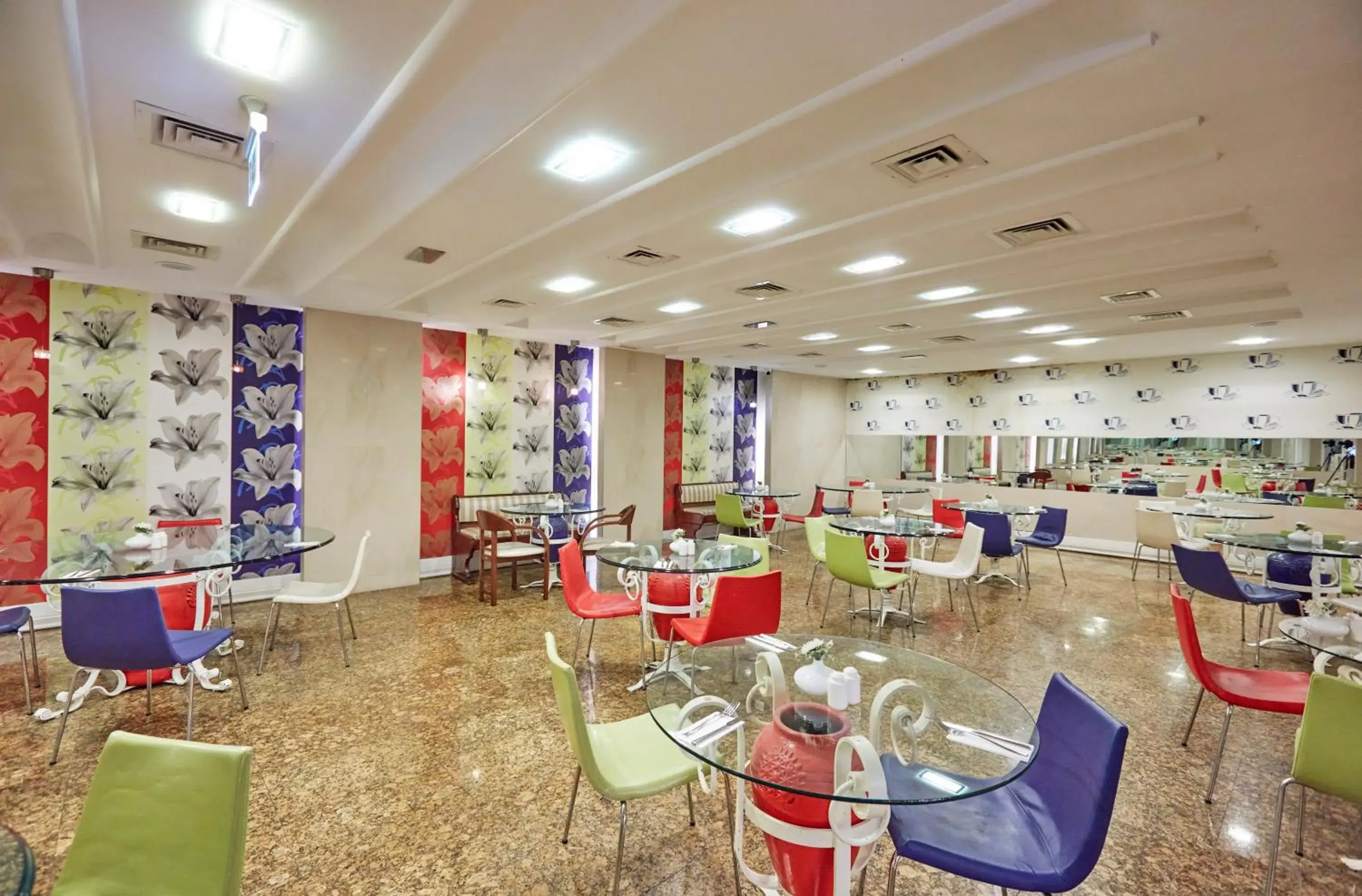 Restaurant/places to eat in Konak Hotel Taksim Restaurant/places to eat in Konak Hotel Taksim