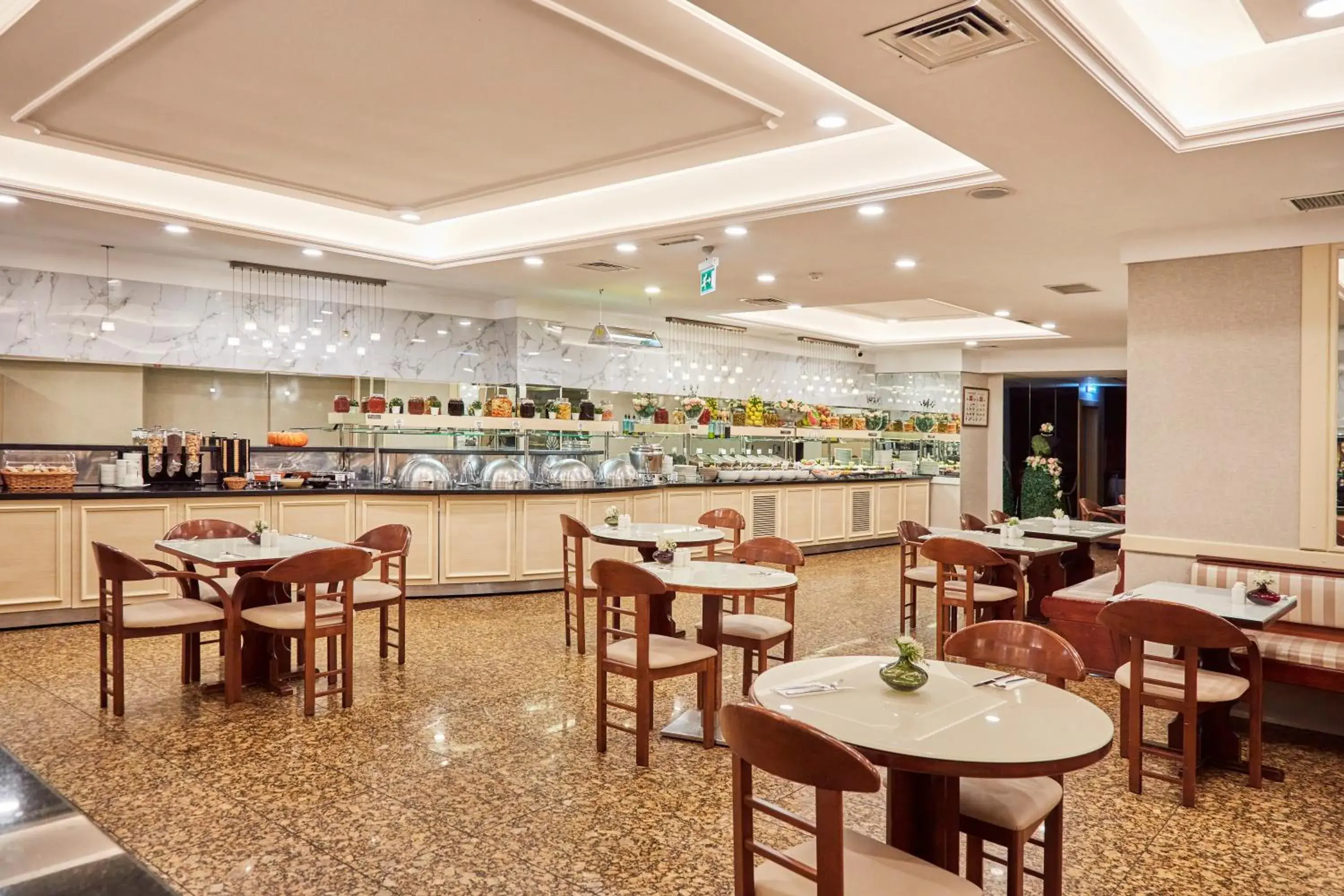 Restaurant/places to eat in Konak Hotel Taksim Restaurant/places to eat in Konak Hotel Taksim