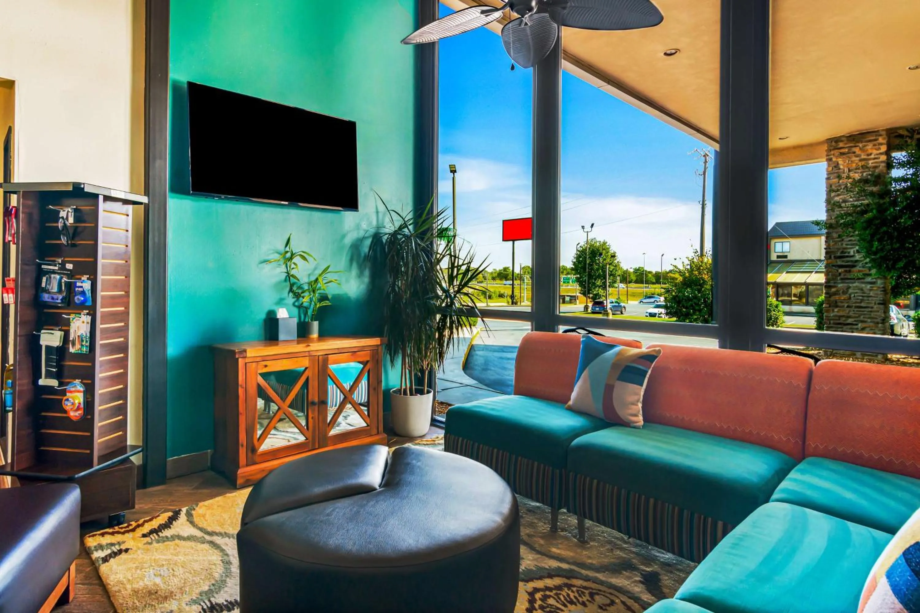 Lobby or reception in Best Western The Oasis at Joplin