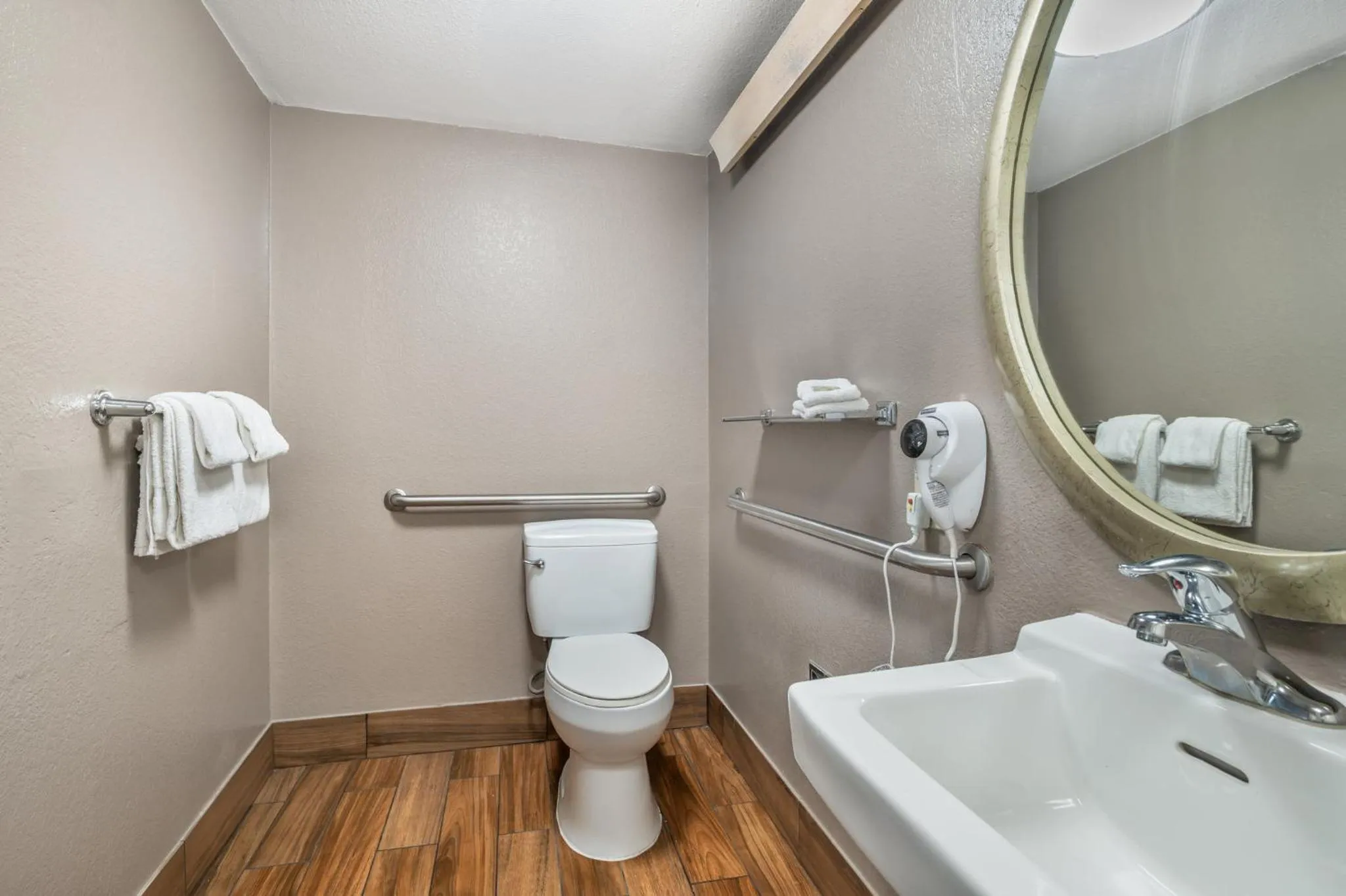 Other in Red Roof Inn Virginia Beach