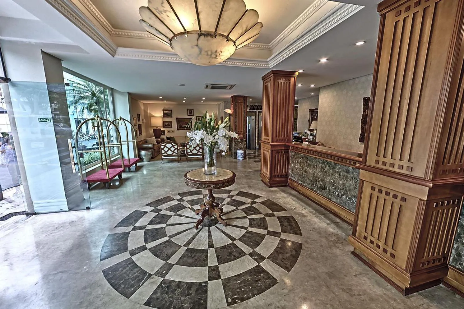 Lobby or reception in Hotel Firenze