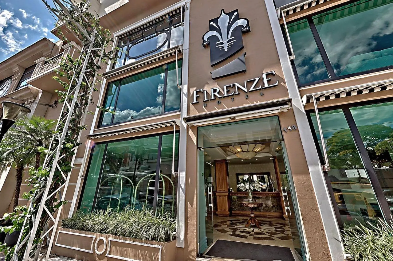 Facade/entrance in Hotel Firenze