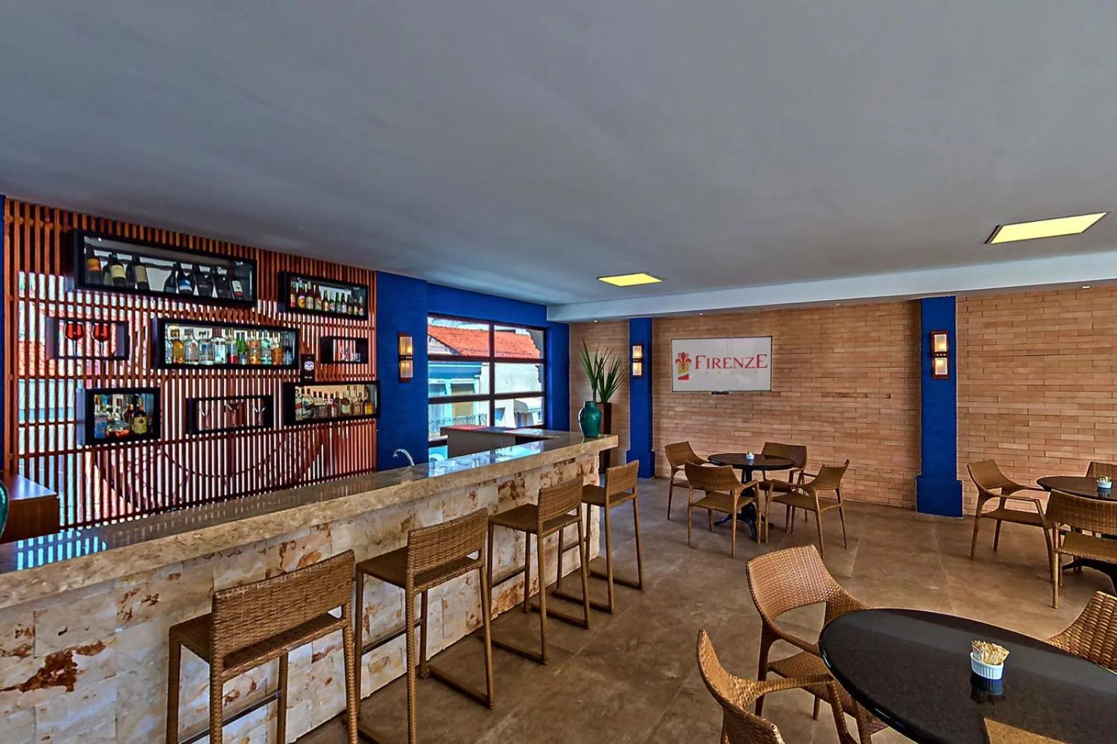 Restaurant/places to eat in Hotel Firenze