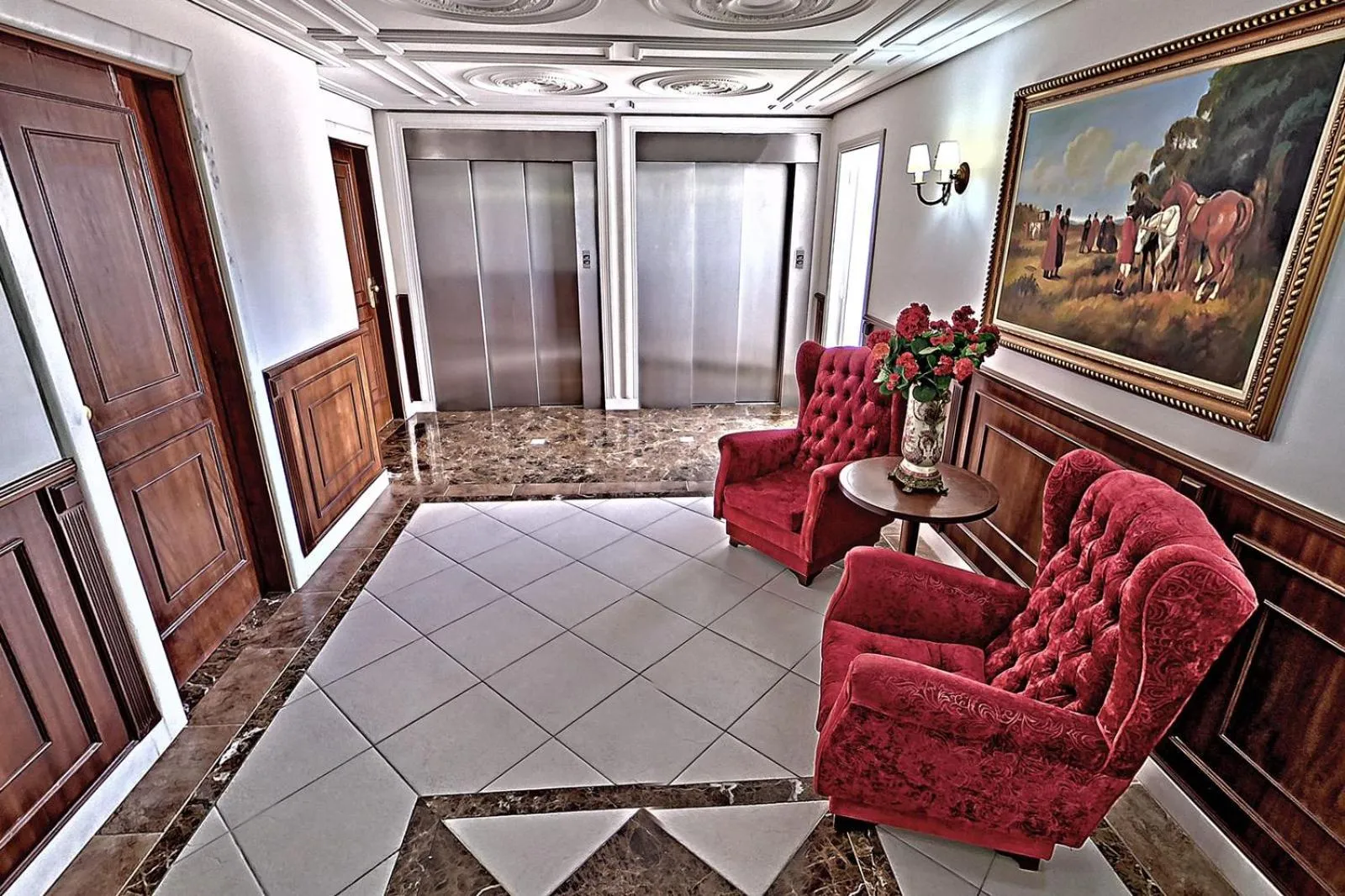Seating area in Hotel Firenze