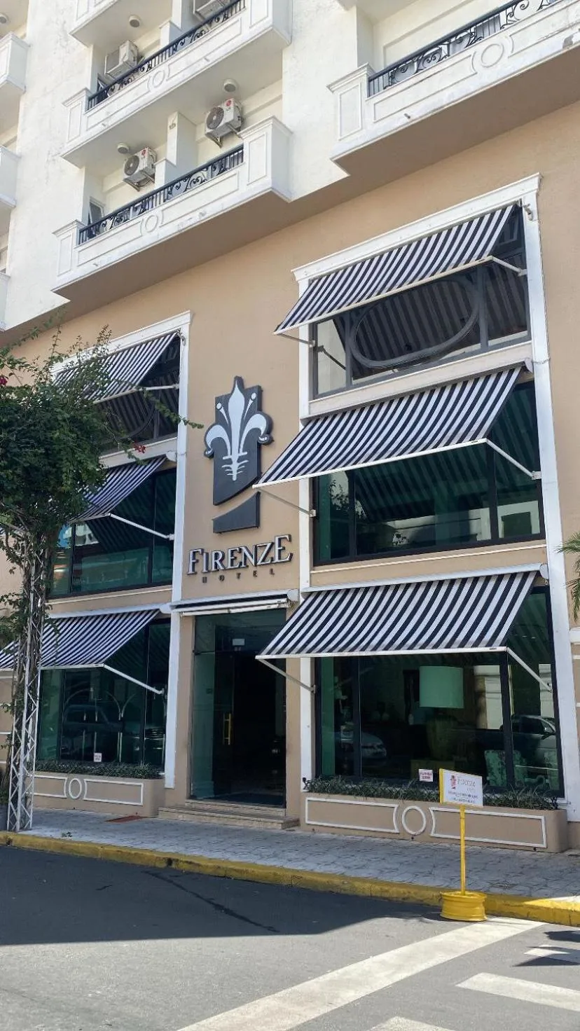 Property building in Hotel Firenze