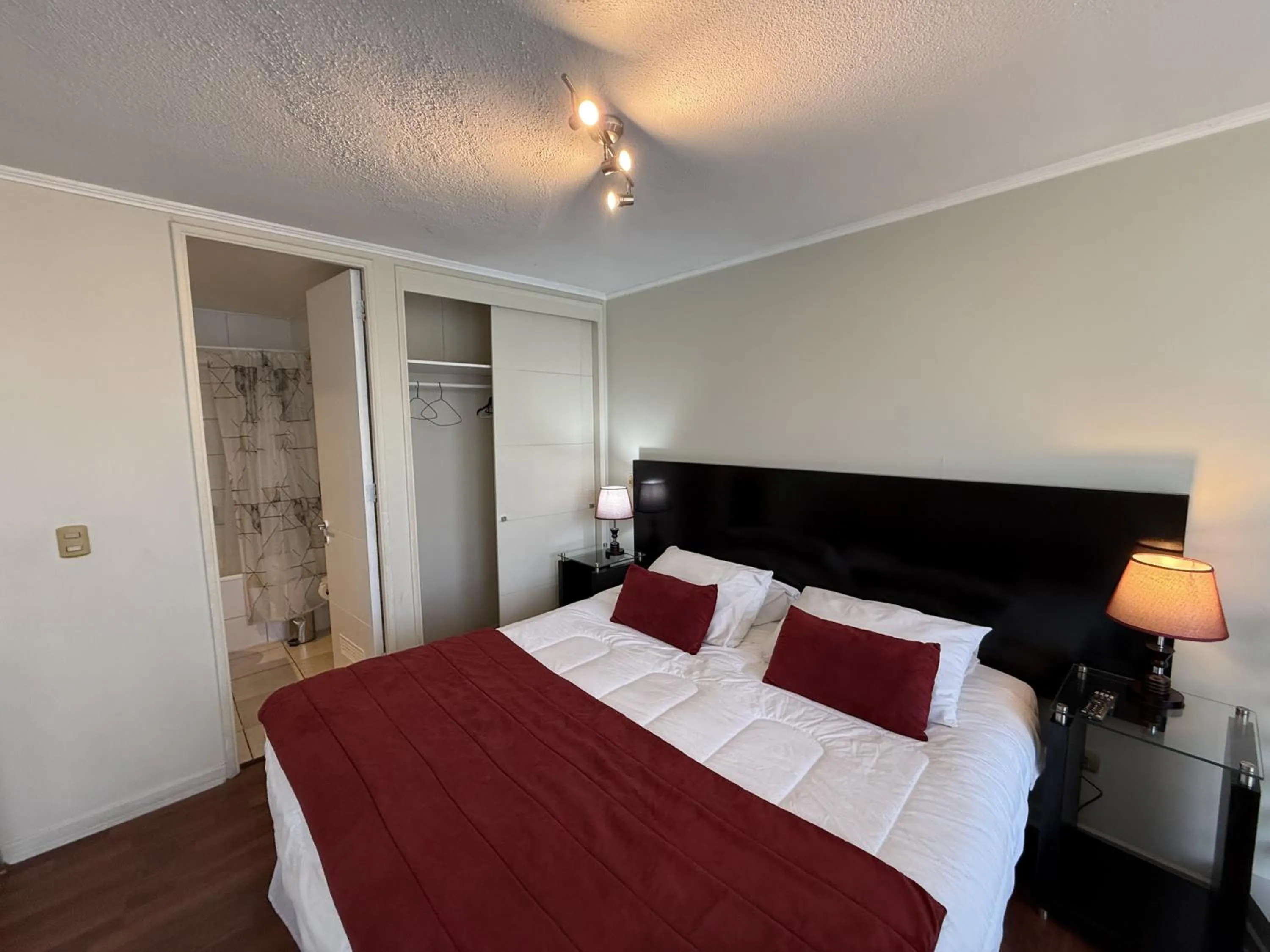 Bed in VR Suite Santiago