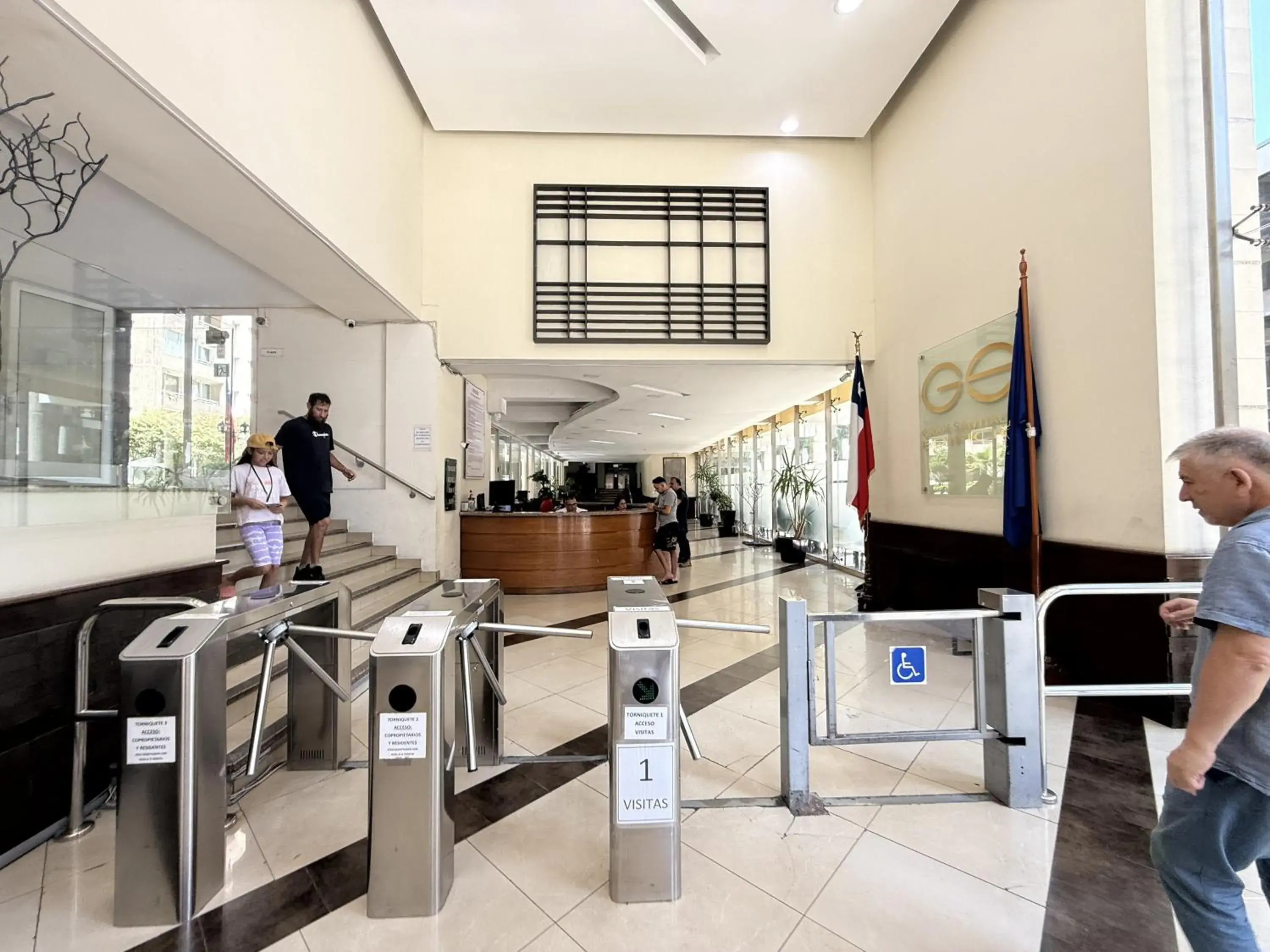 Facade/entrance in VR Suite Santiago Facade/entrance in VR Suite Santiago