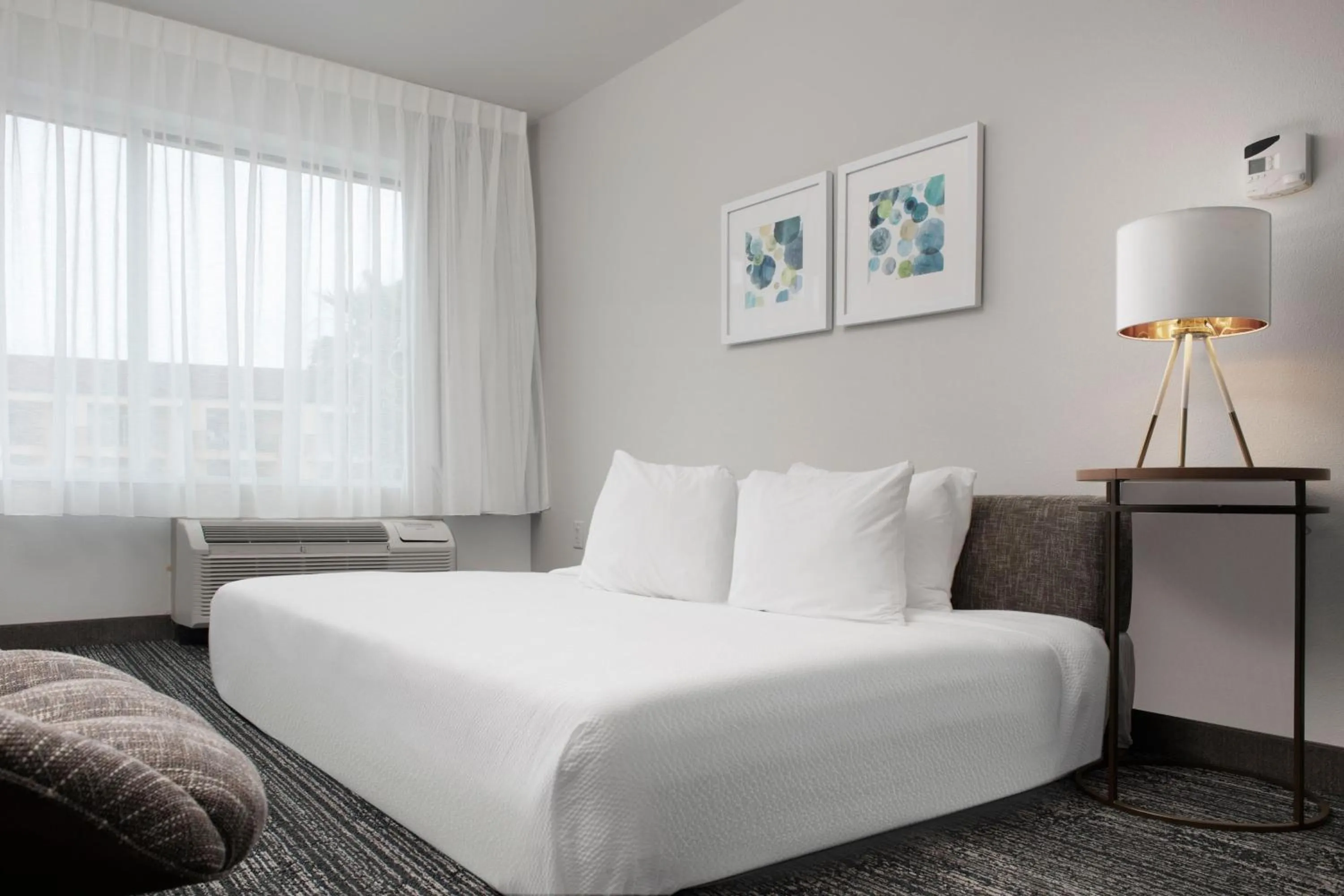 Photo of the whole room, Bed in TownePlace Suites by Marriott Galveston Island