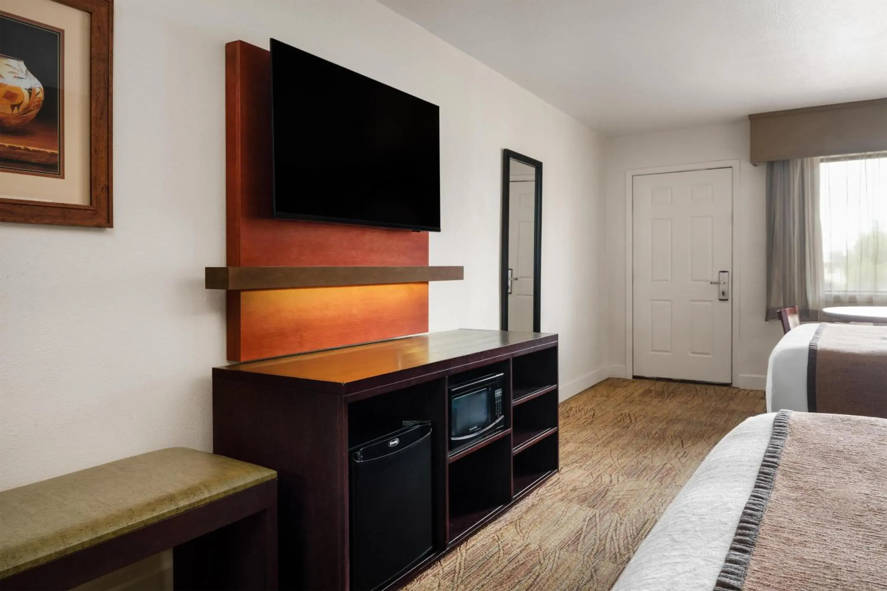 Queen Room with Two Queen Beds - Non-Smoking in Best Western Discovery Inn Queen Room with Two Queen Beds - Non-Smoking in Best Western Discovery Inn
