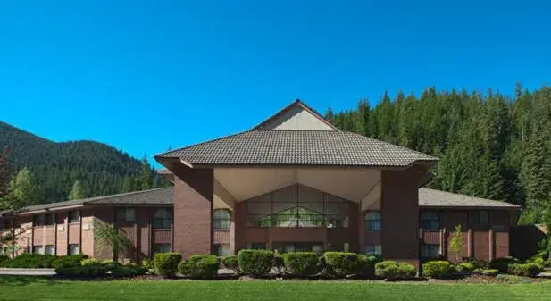 Property building in Wallace Inn Property building in Wallace Inn