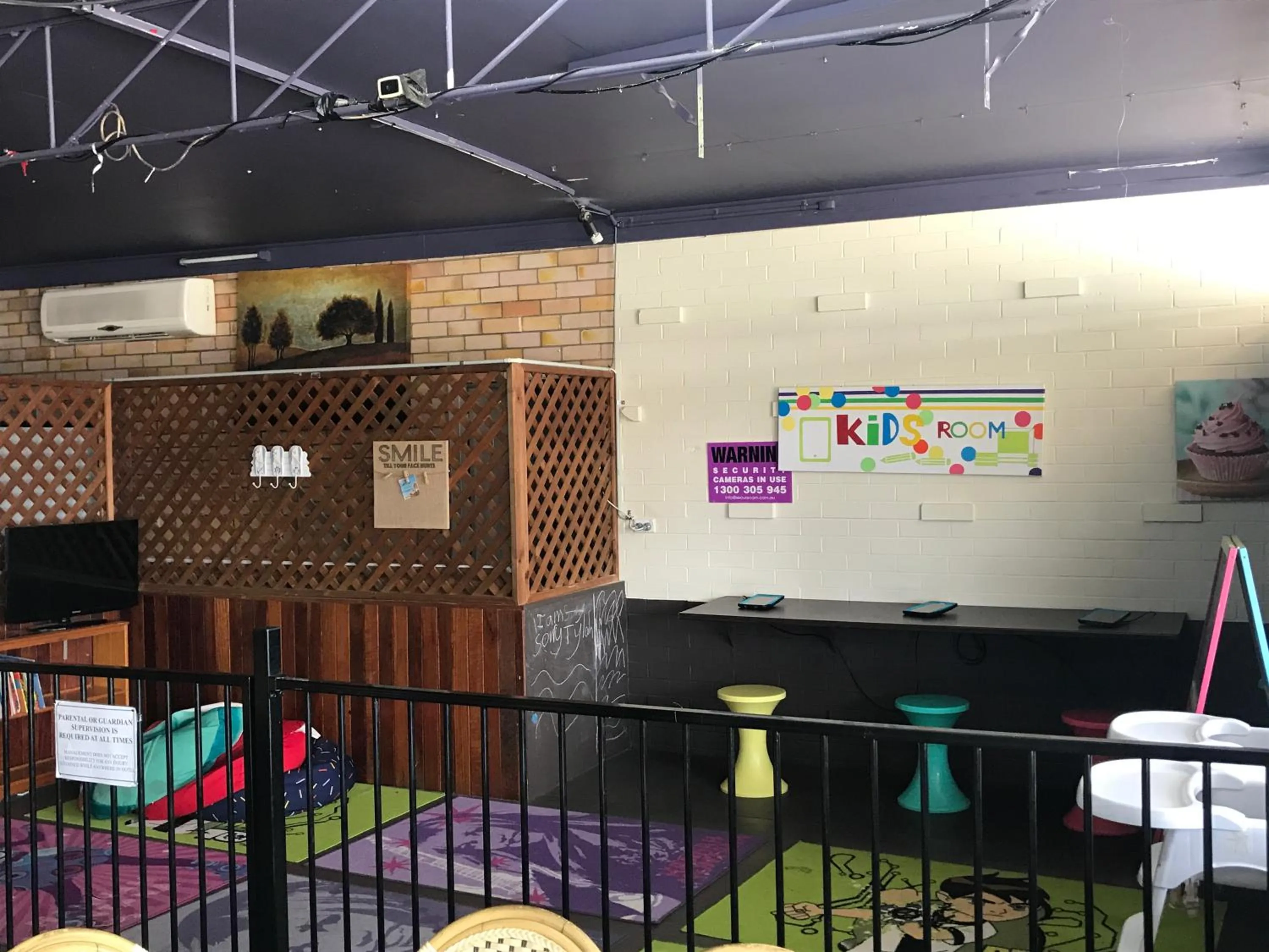 Area and facilities in Tin Can Bay Budget Accommodation