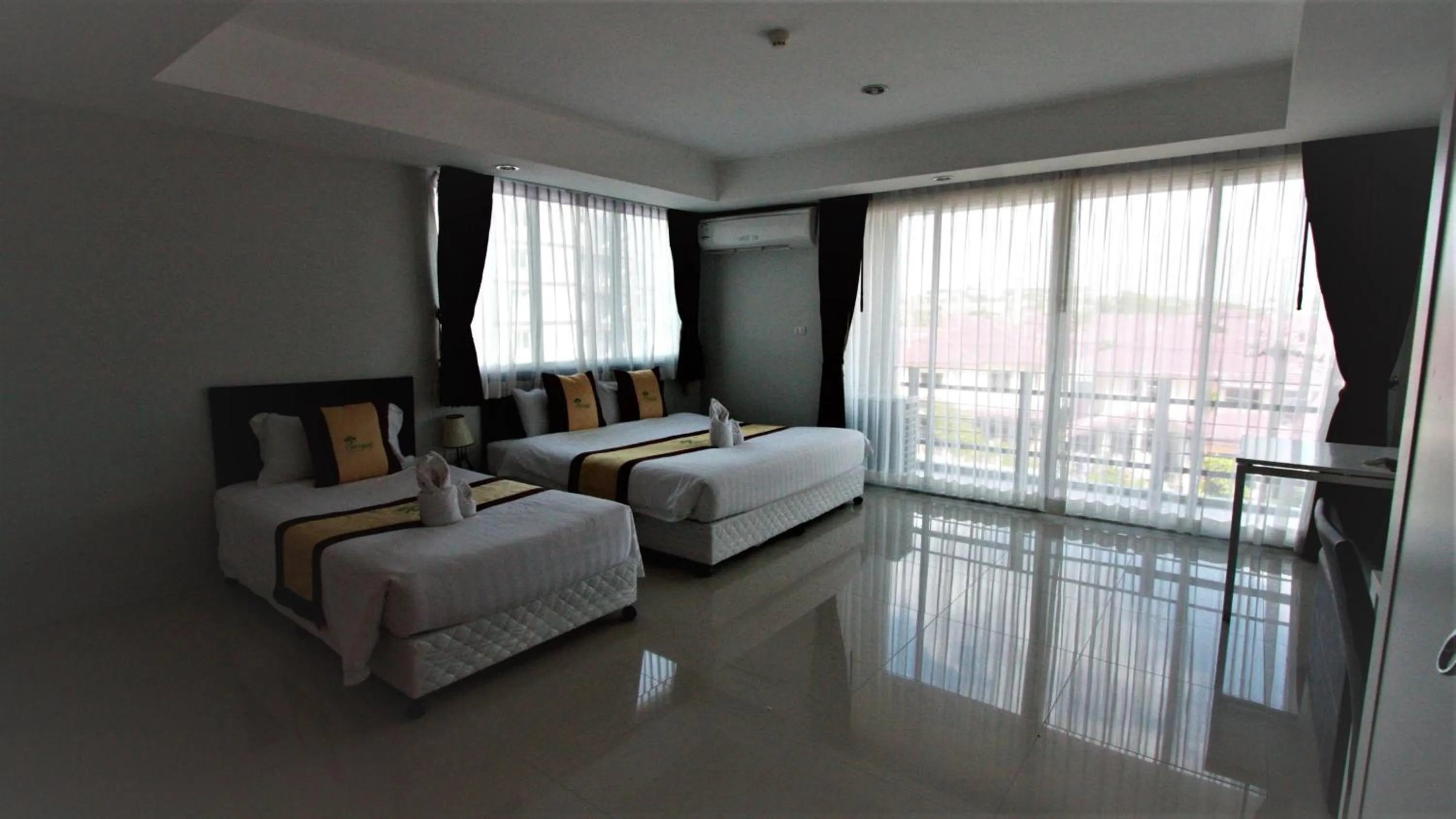 Bedroom, Bed in Retreat Resort Pattaya