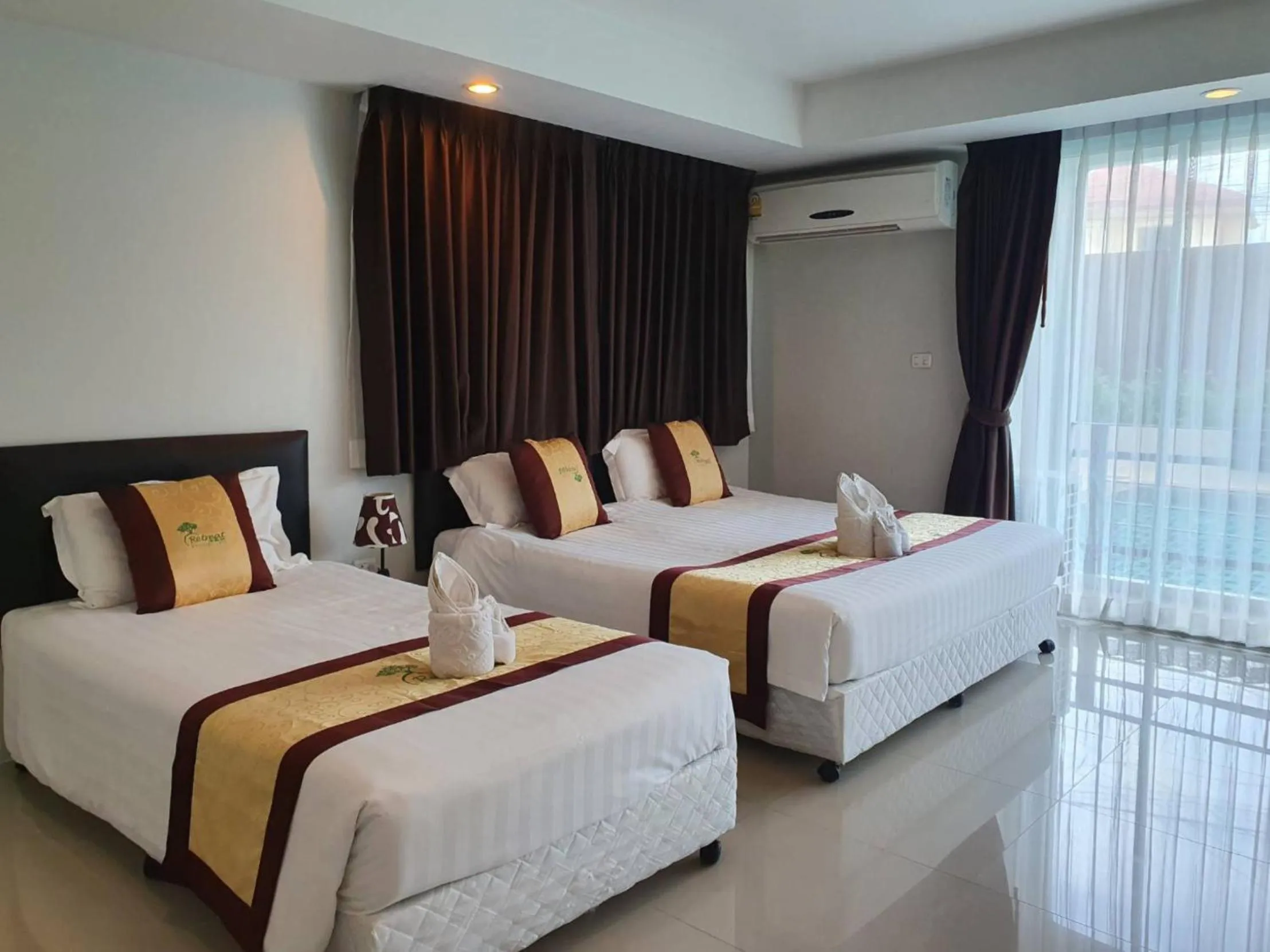 Bedroom, Bed in Retreat Resort Pattaya