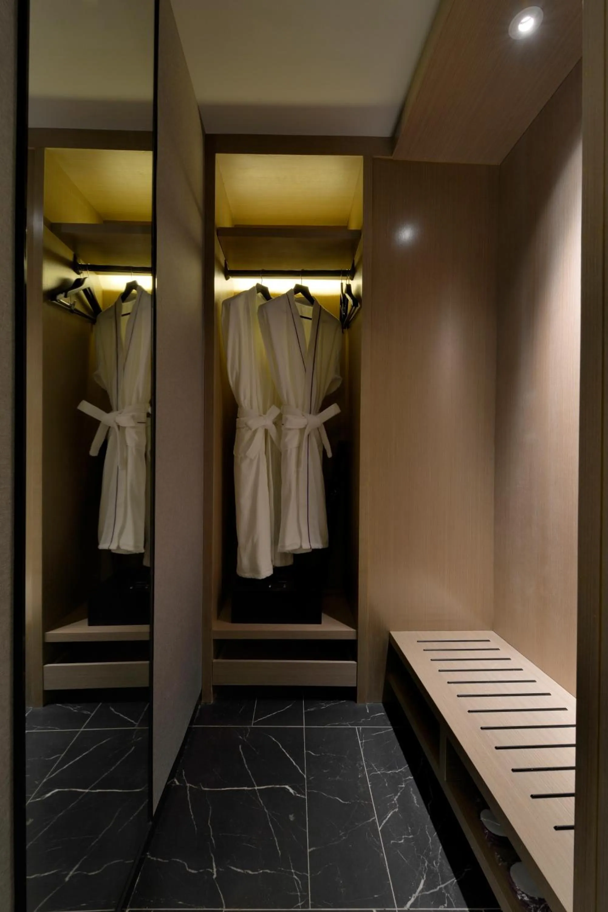 wardrobe in Mercure Taiyuan Changfeng Street