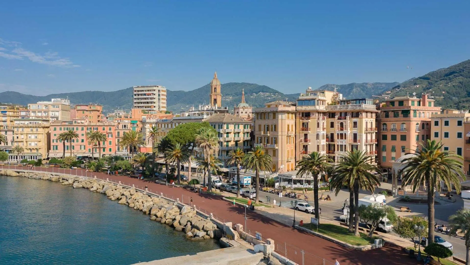 Neighbourhood in Miramare Hotel