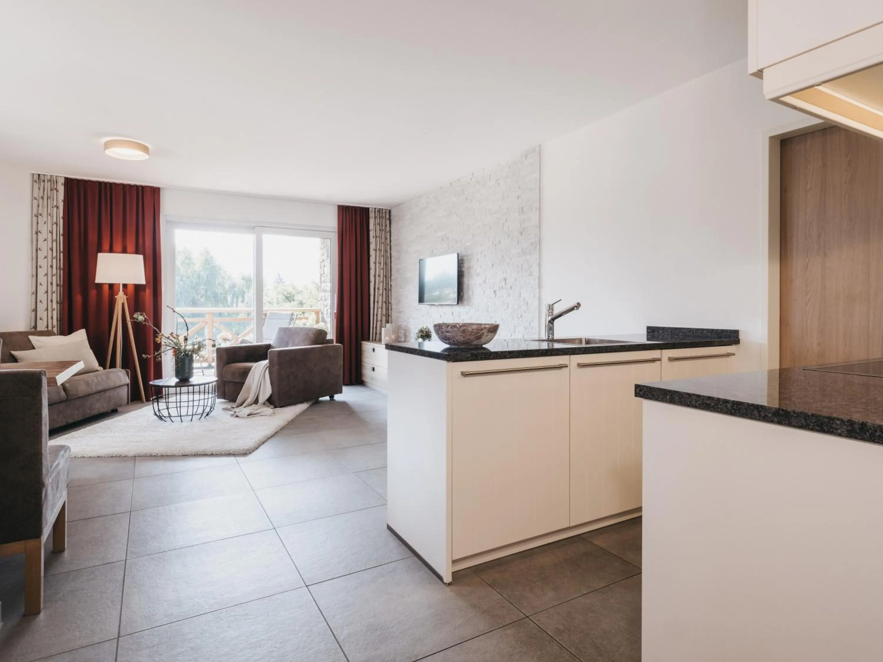 Kitchen or kitchenette in Village Park Suites