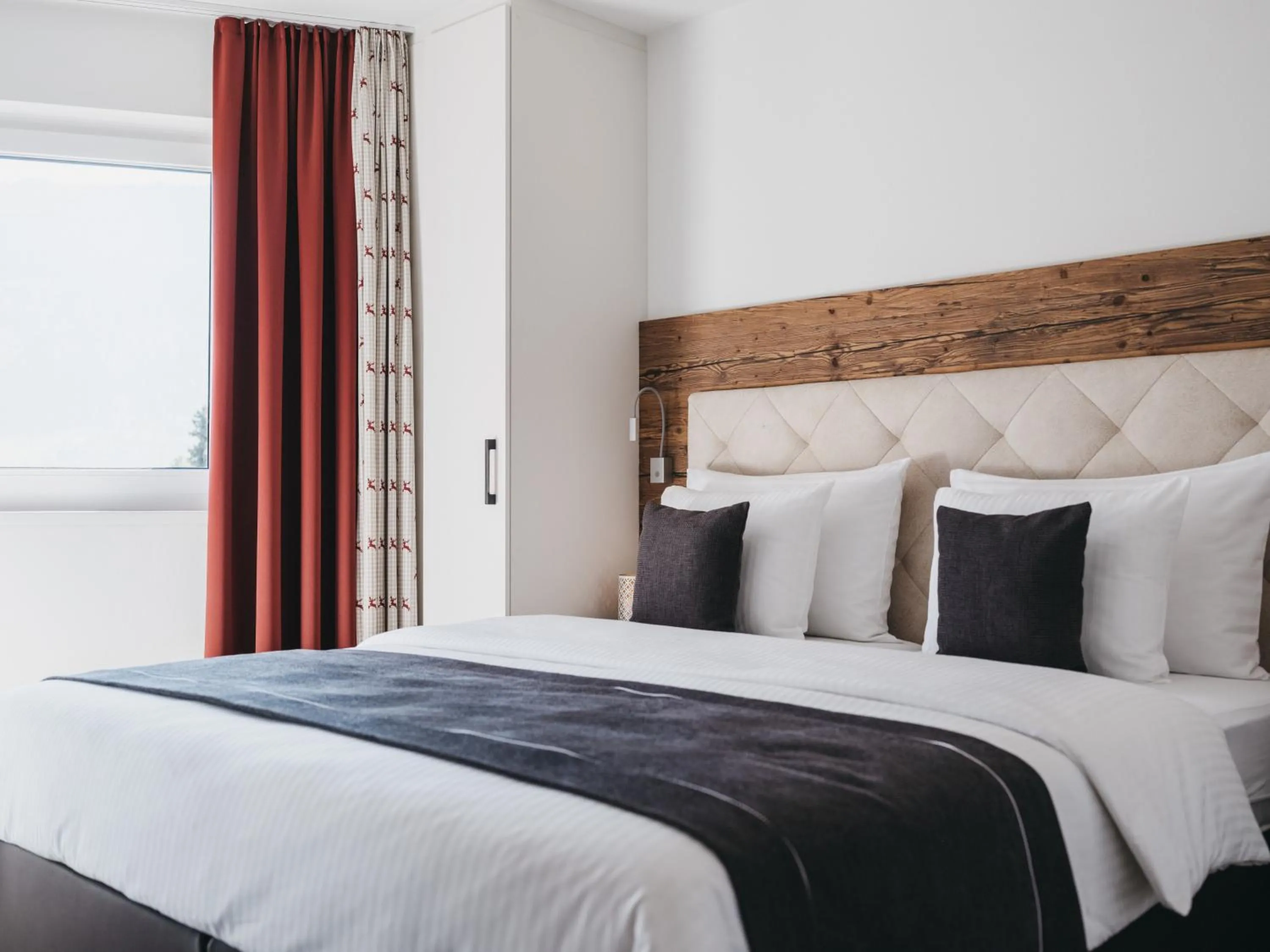 Photo of the whole room, Bed in Village Park Suites