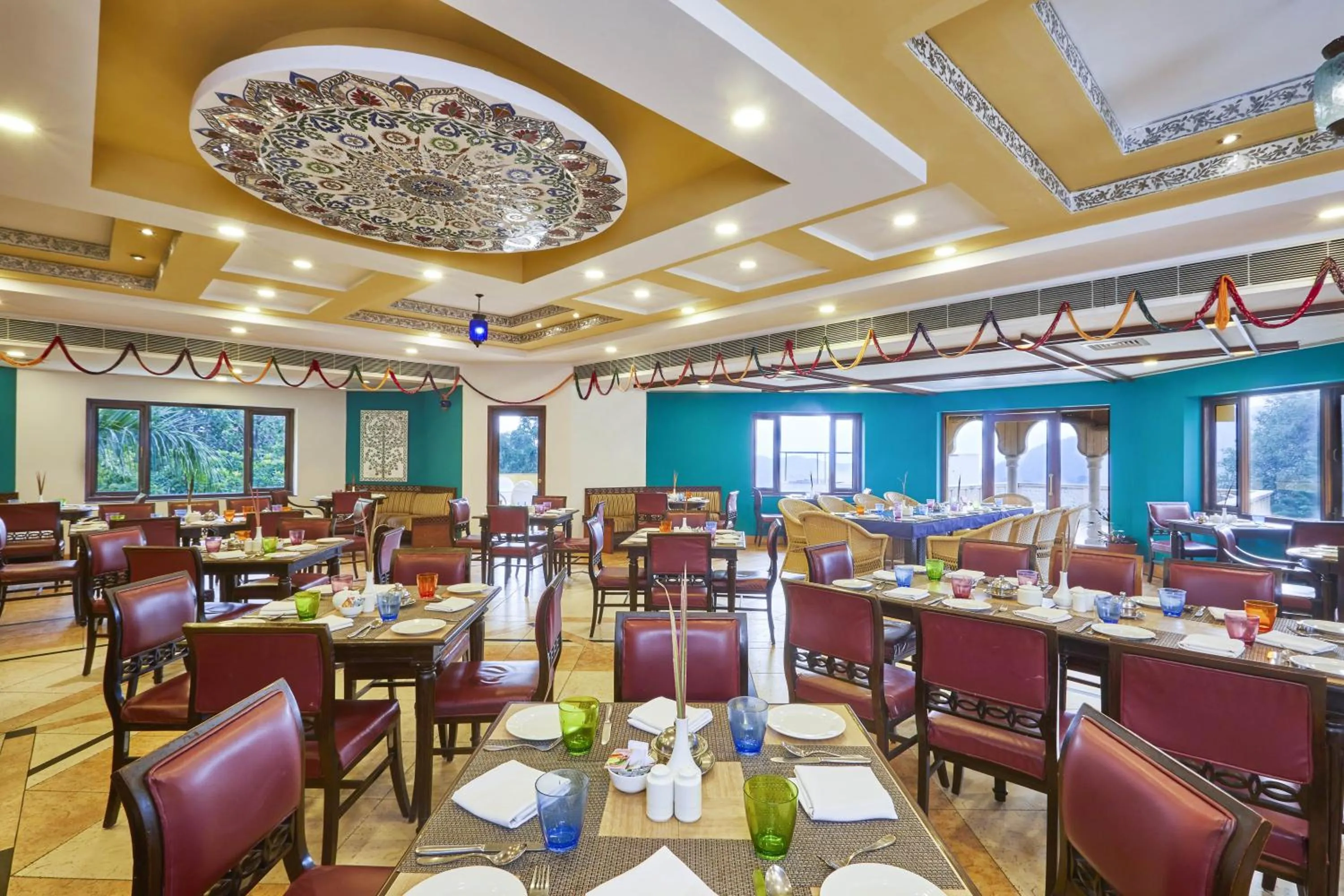 Restaurant/places to eat in Club Mahindra Kumbhalgarh