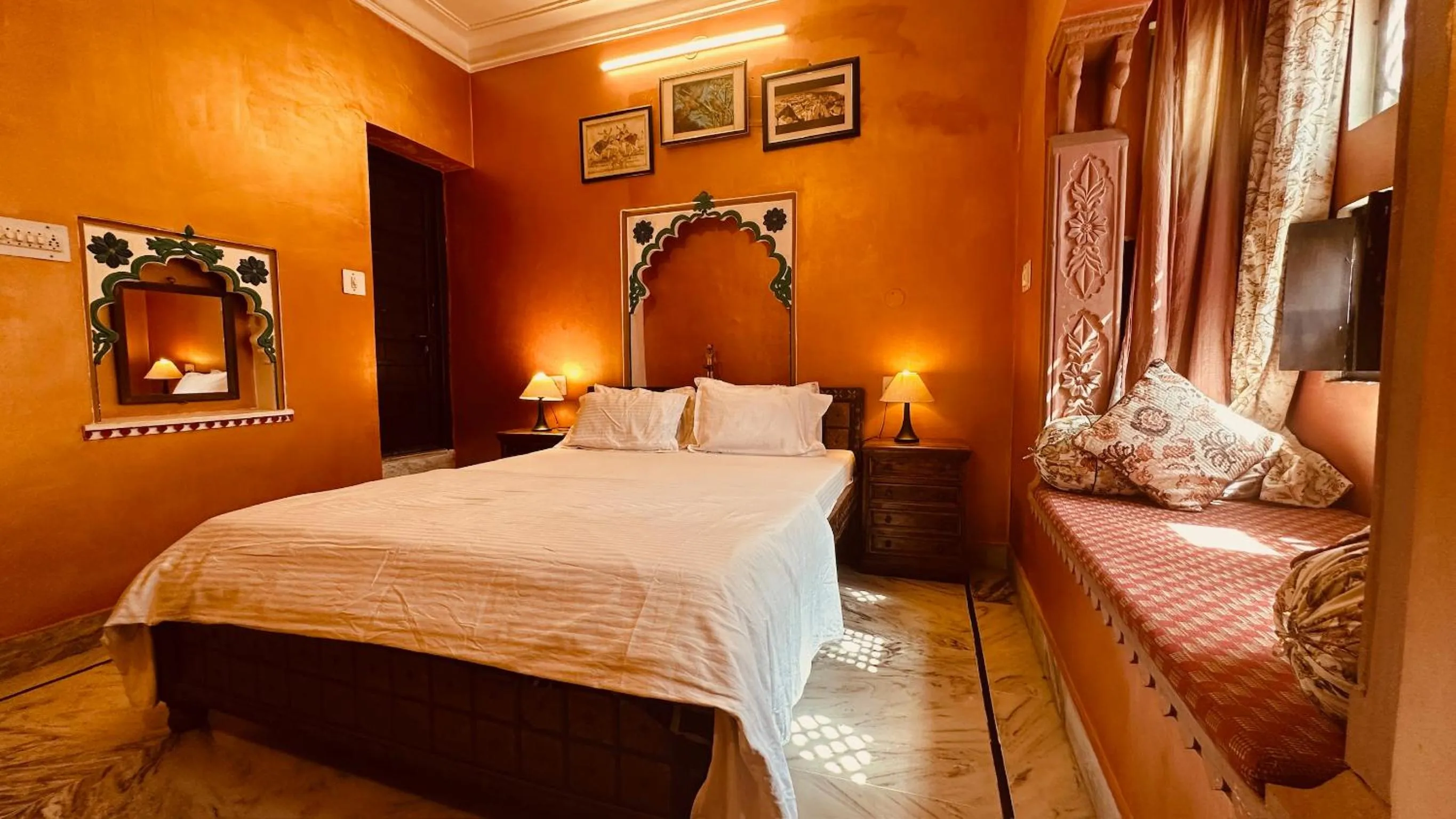 Bed in Haveli Bundi Inn