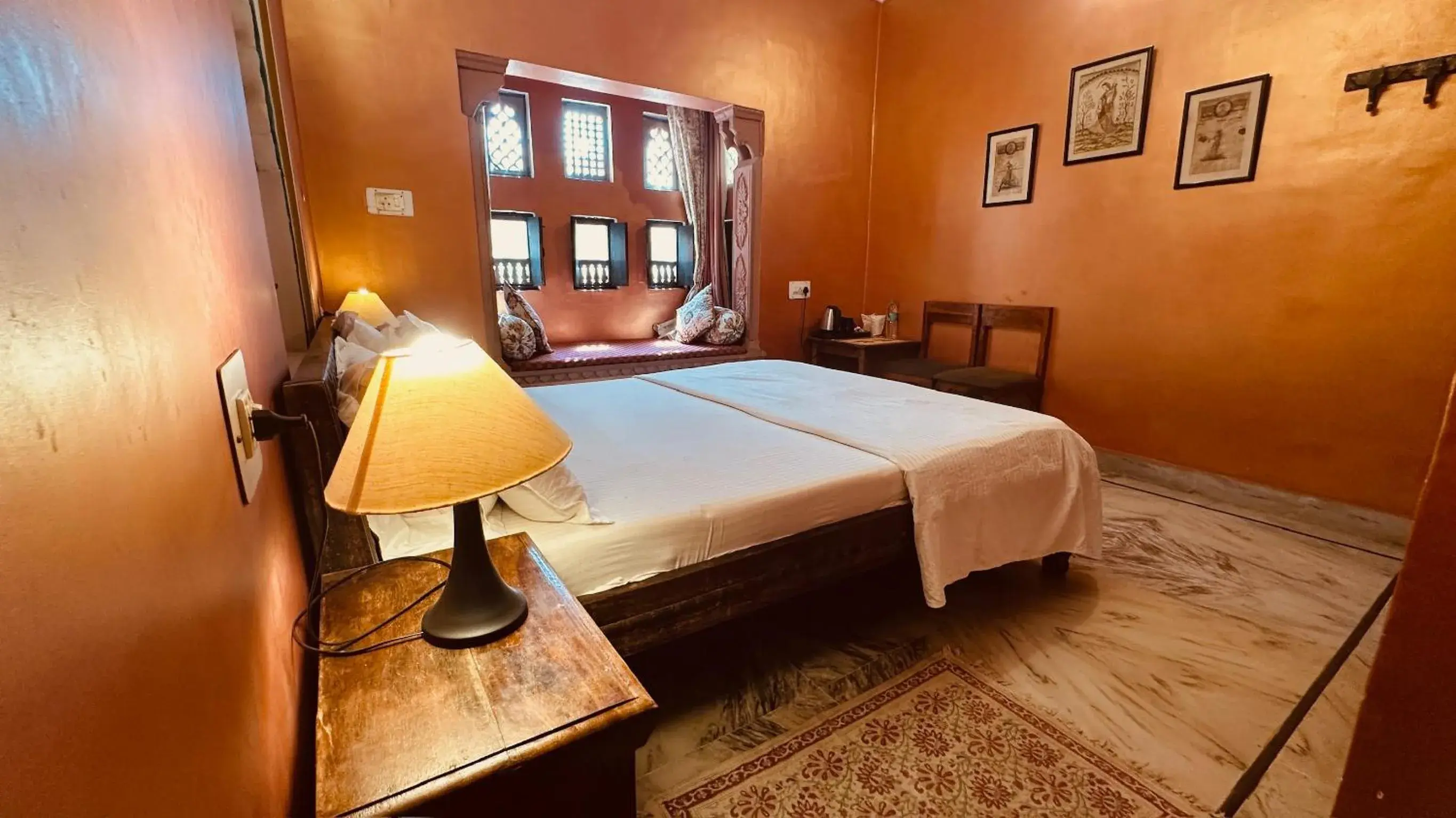 Deluxe Double Room in Haveli Bundi Inn Deluxe Double Room in Haveli Bundi Inn