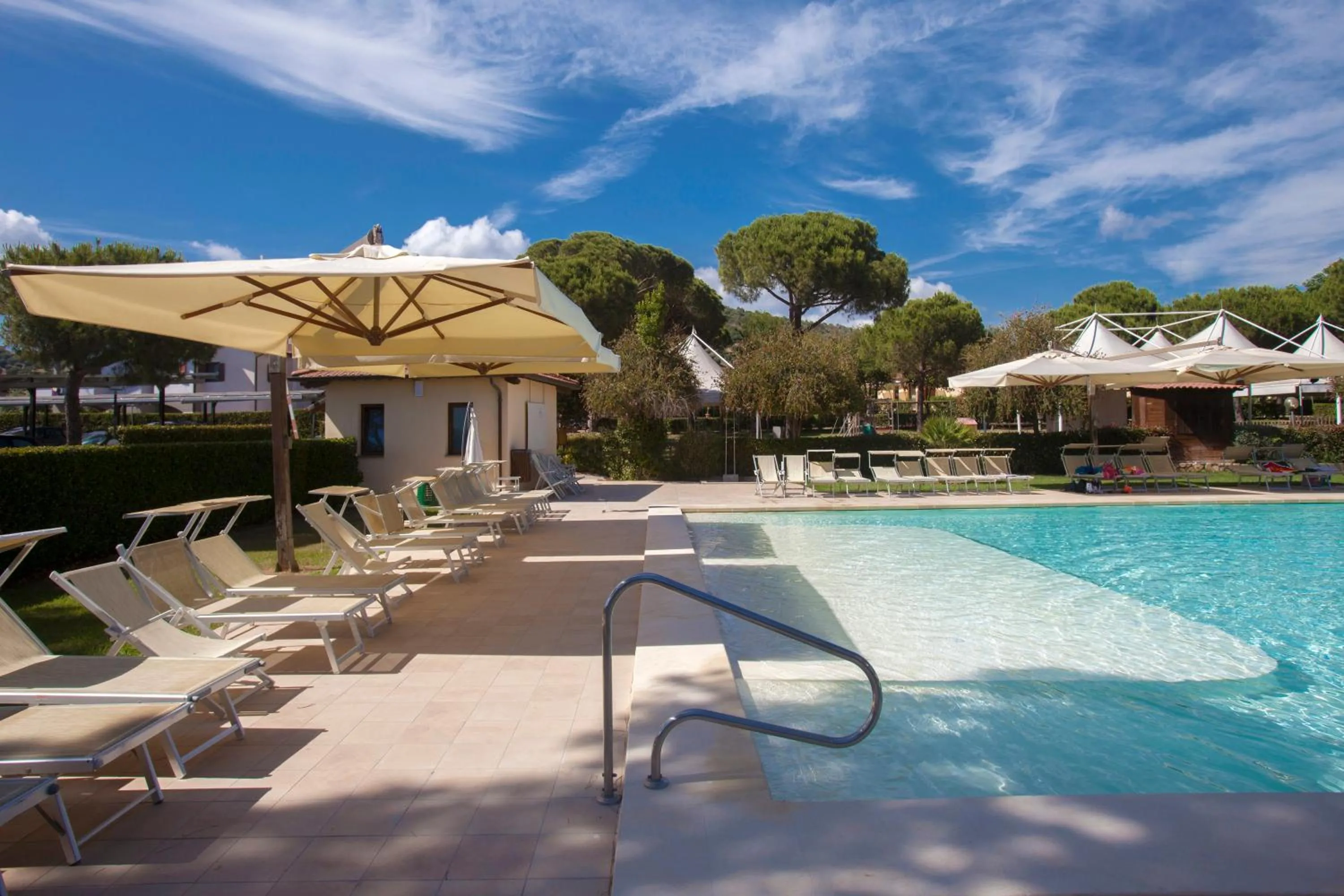 Swimming pool in Resort Capalbio