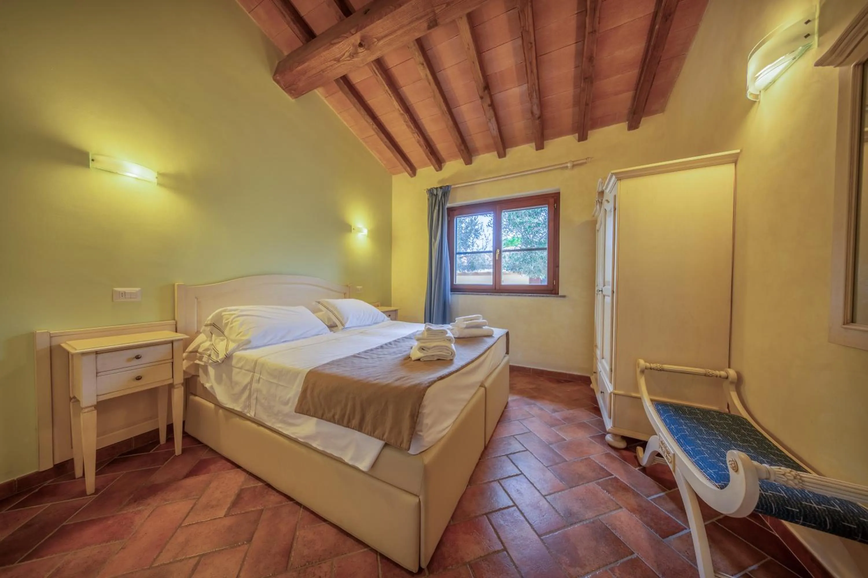 Bed in Resort Capalbio