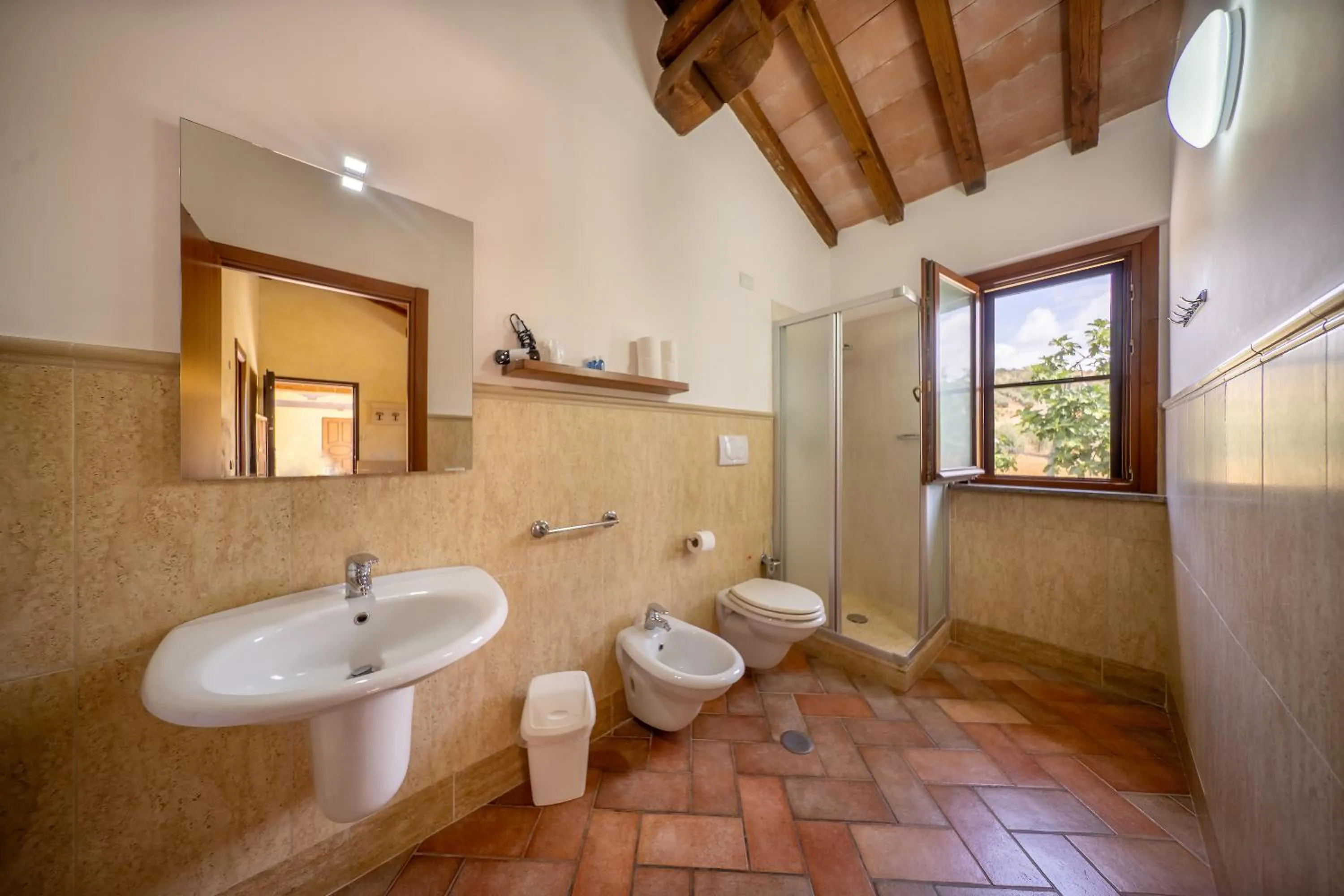 Bathroom in Resort Capalbio