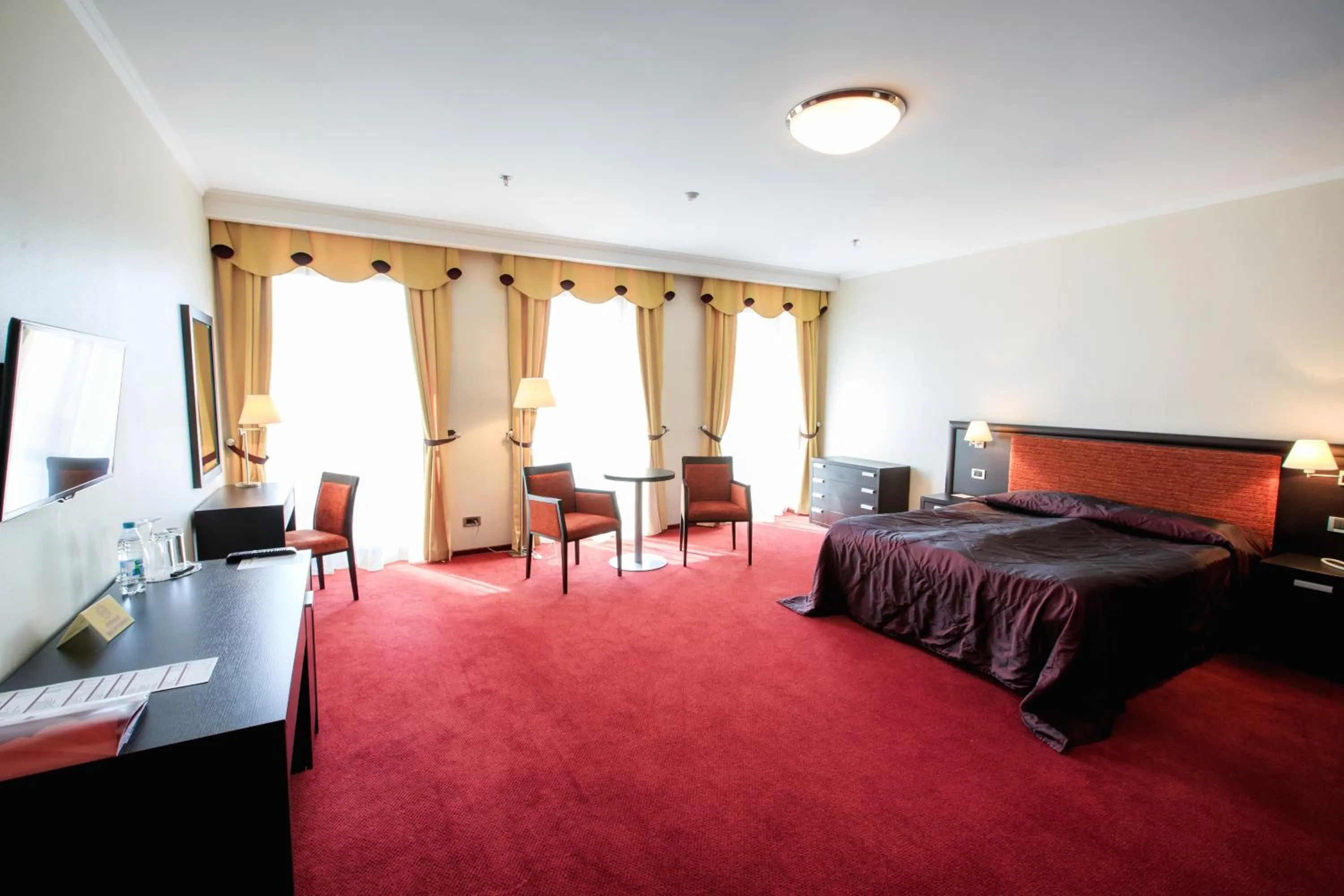 Bed in Menorah Hotel