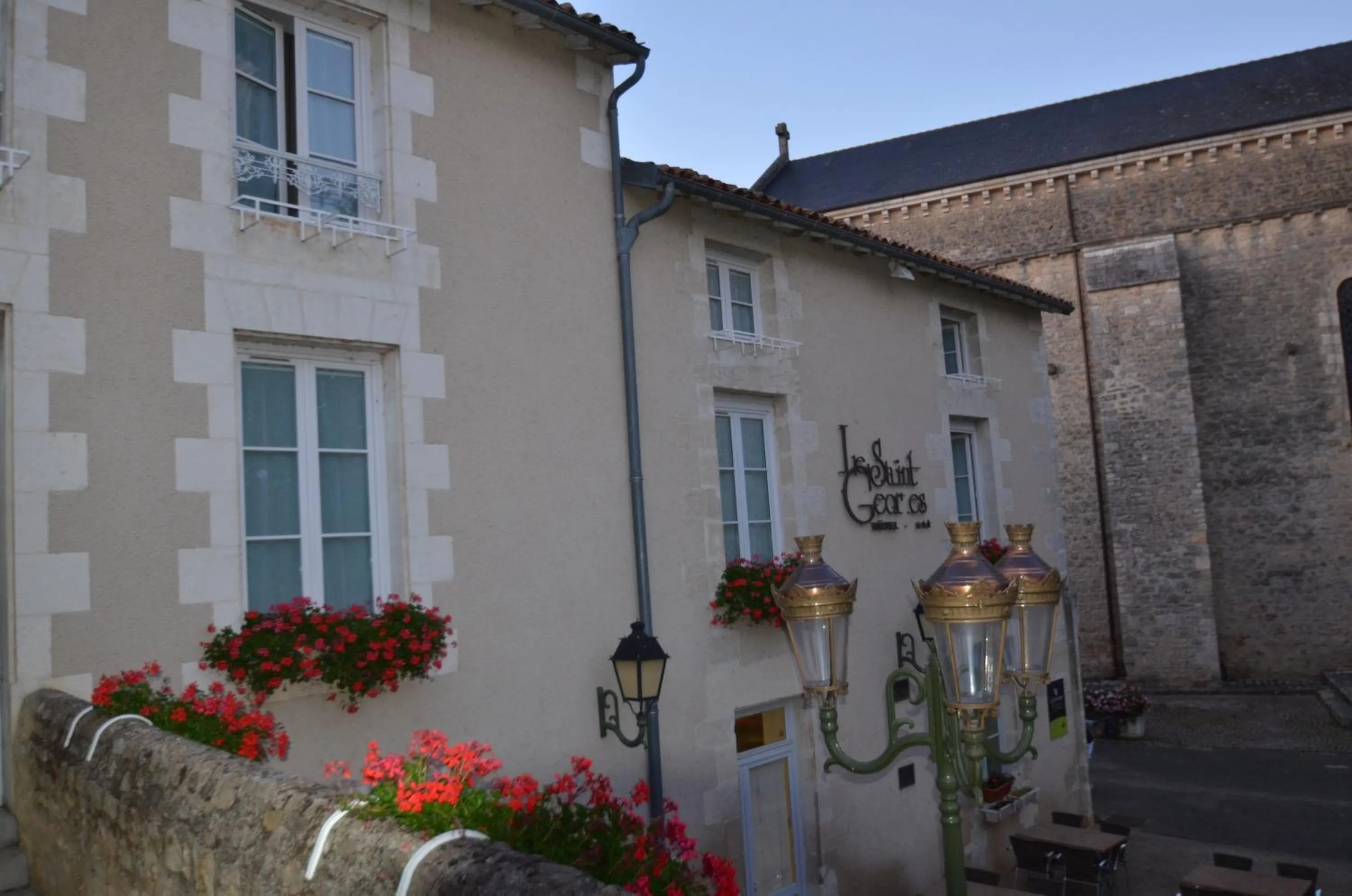 Bird's eye view in Logis Hôtel Le Saint Georges