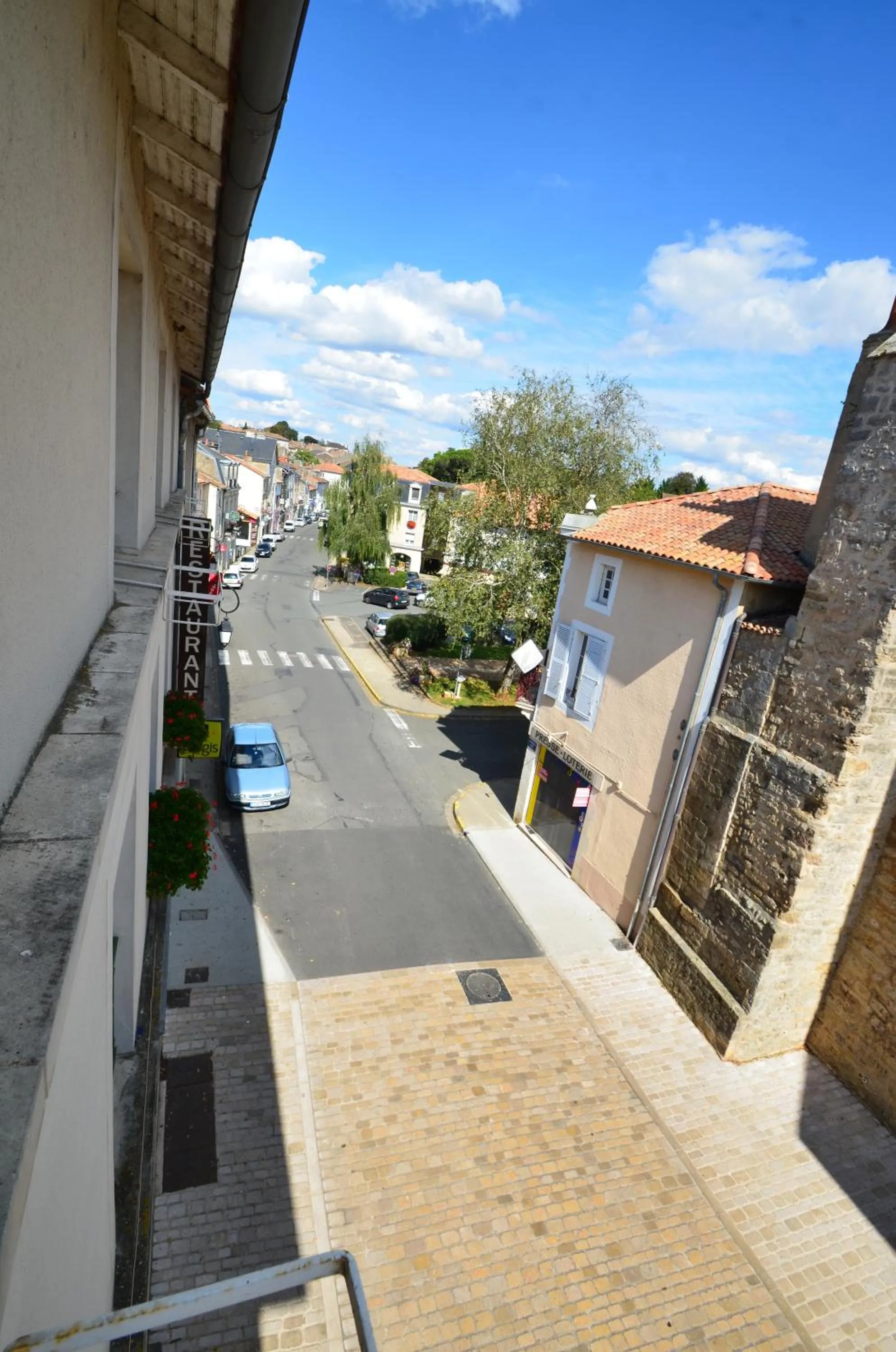 Bird's eye view in Logis Hôtel Le Saint Georges