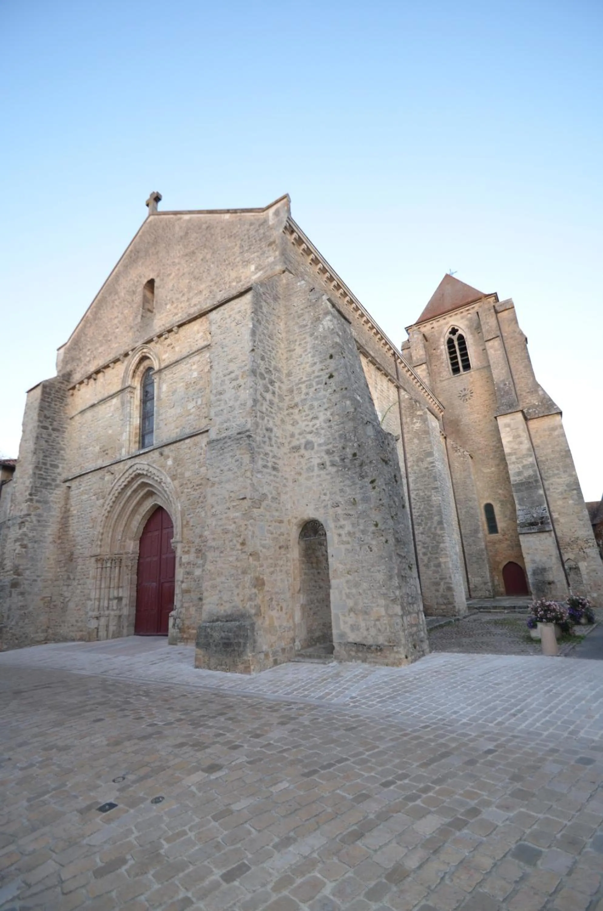 Place of worship in Logis Hôtel Le Saint Georges