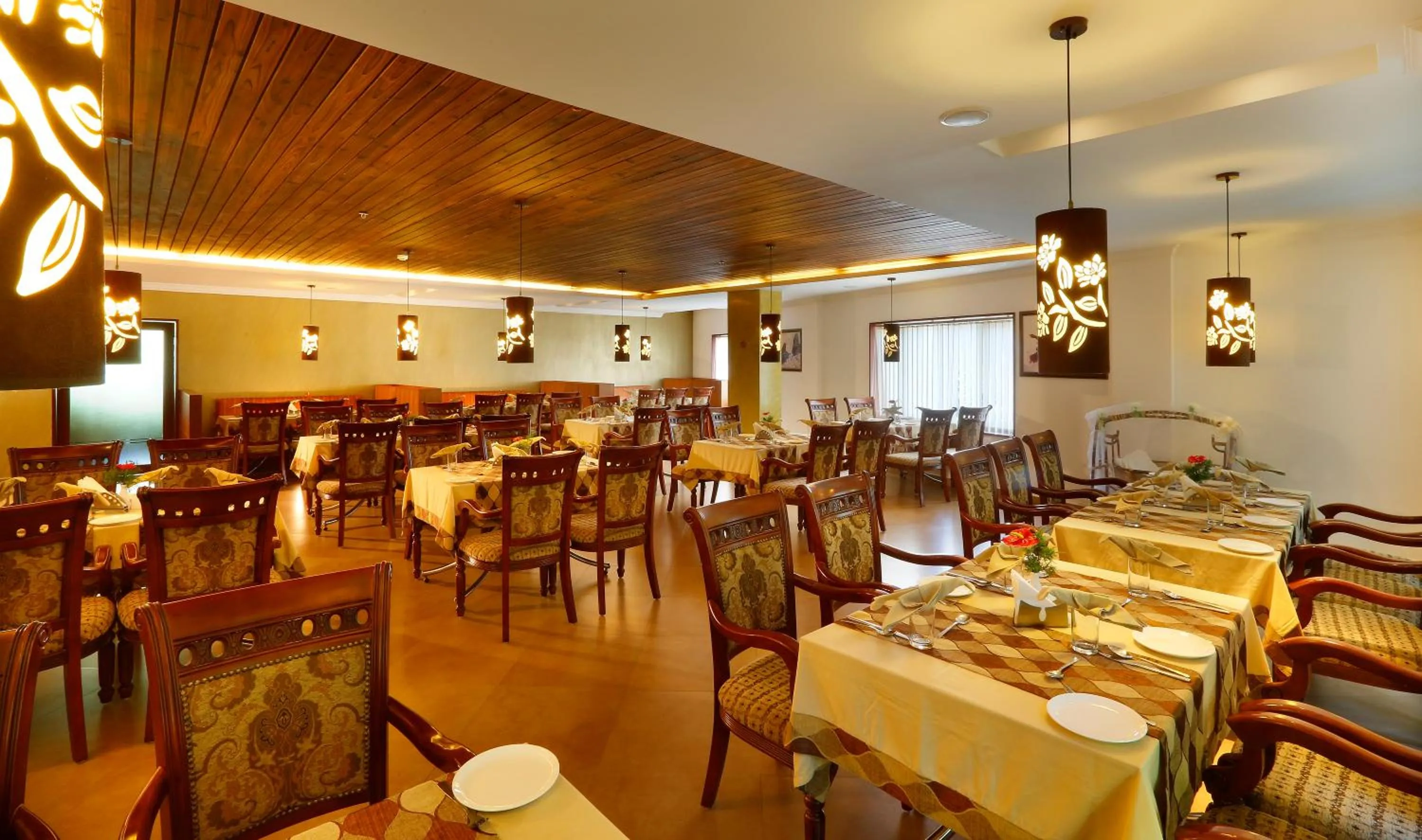 Dining area in Spice Grove