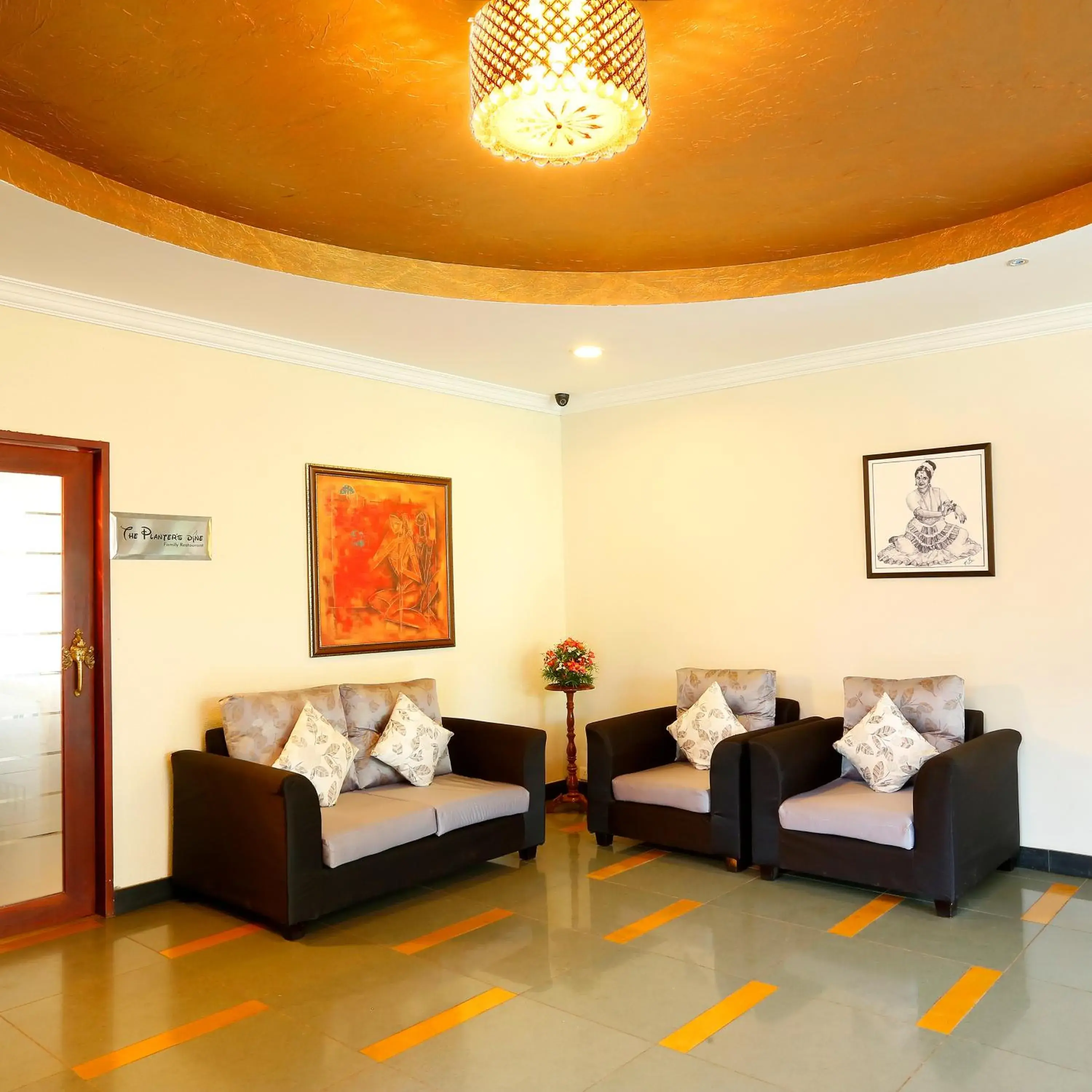 Lobby or reception in Spice Grove Lobby or reception in Spice Grove