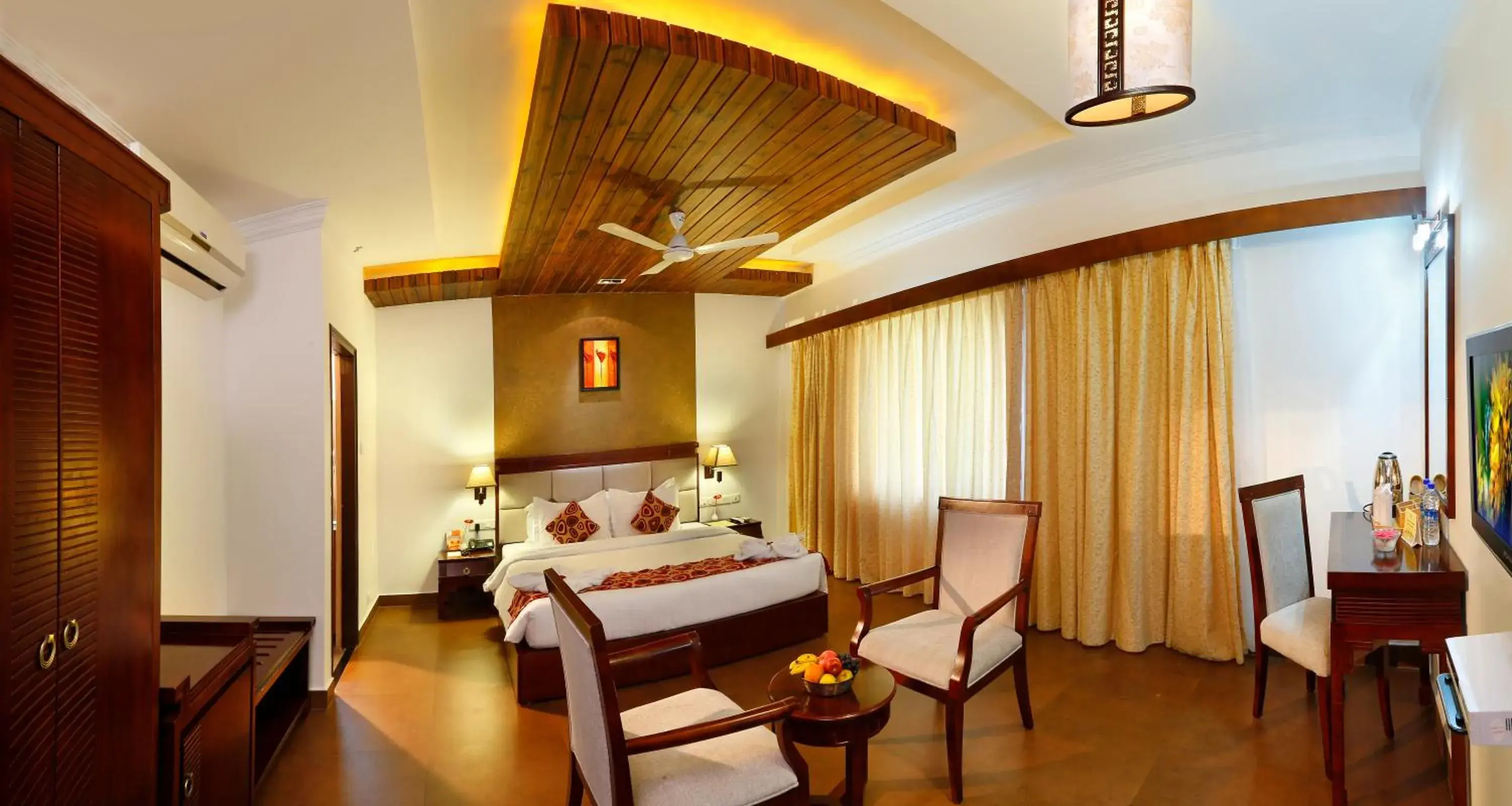 Photo of the whole room, Bed in Spice Grove Photo of the whole room, Bed in Spice Grove