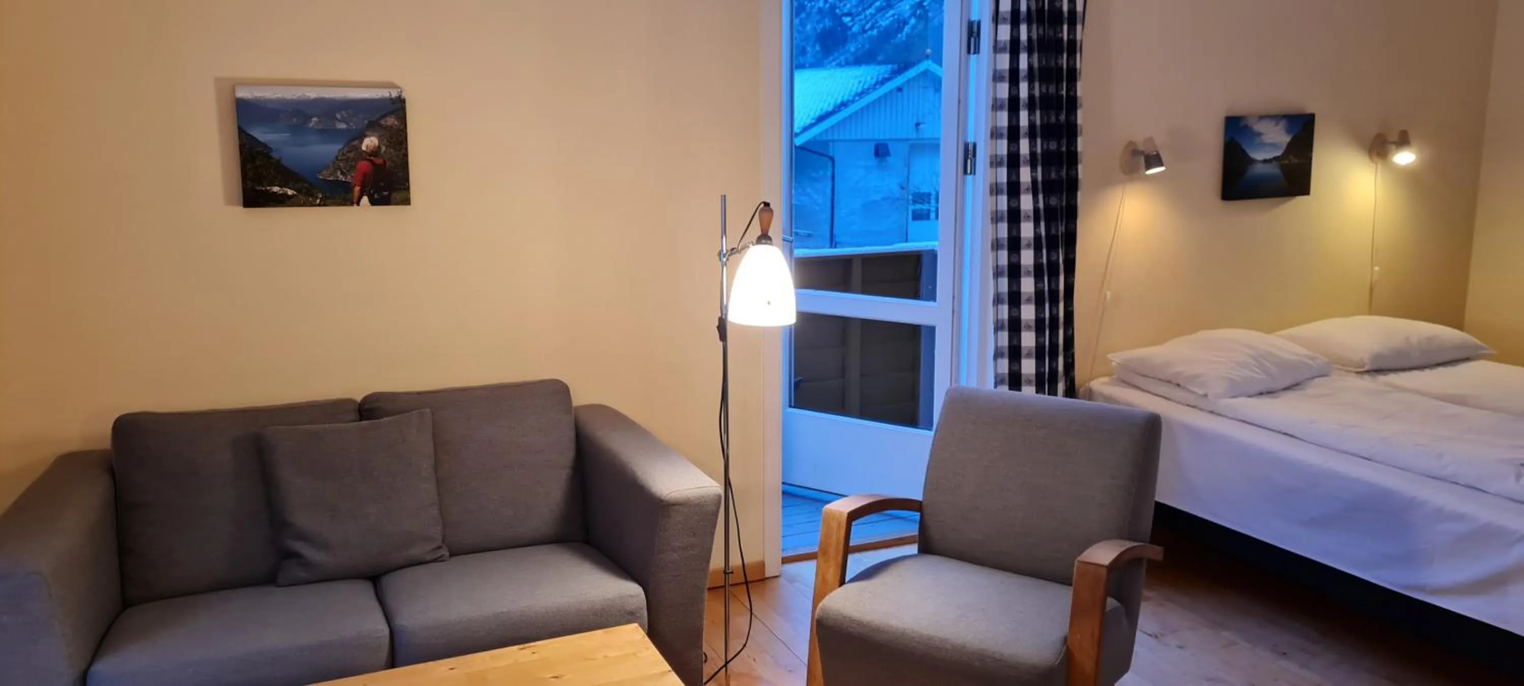 View (from property/room), Bed in Lærdal Ferie- og Fritidspark